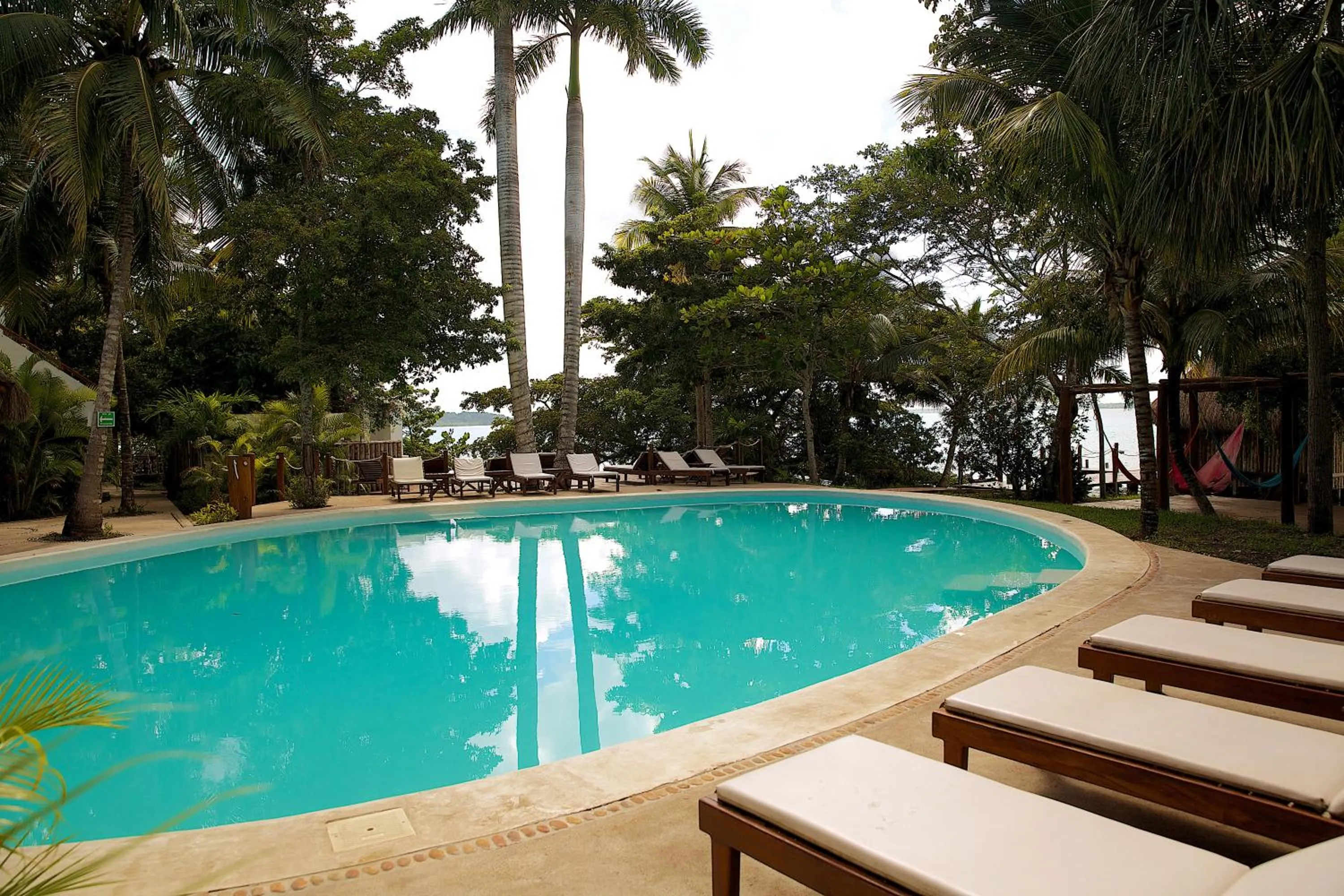 Swimming pool in Hotel Rancho Encantado