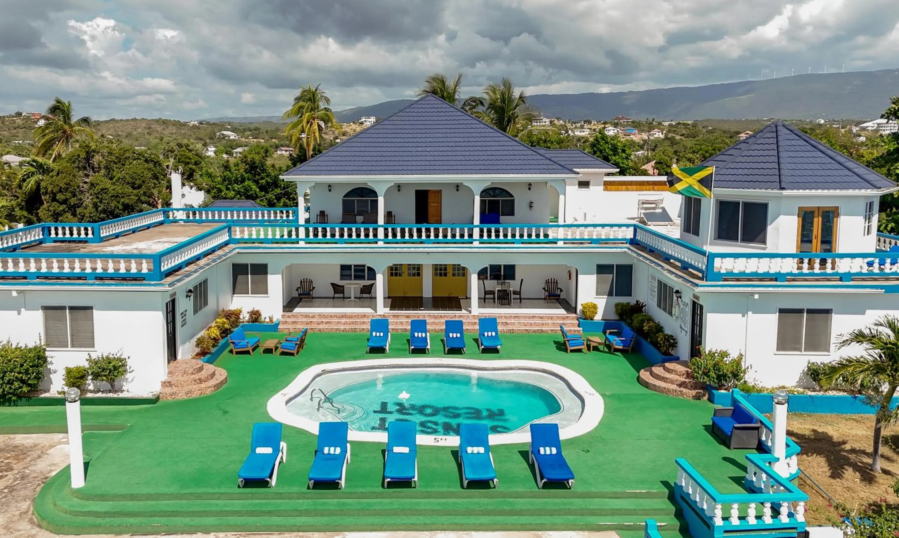 Beyond Sunset Resort & Villas