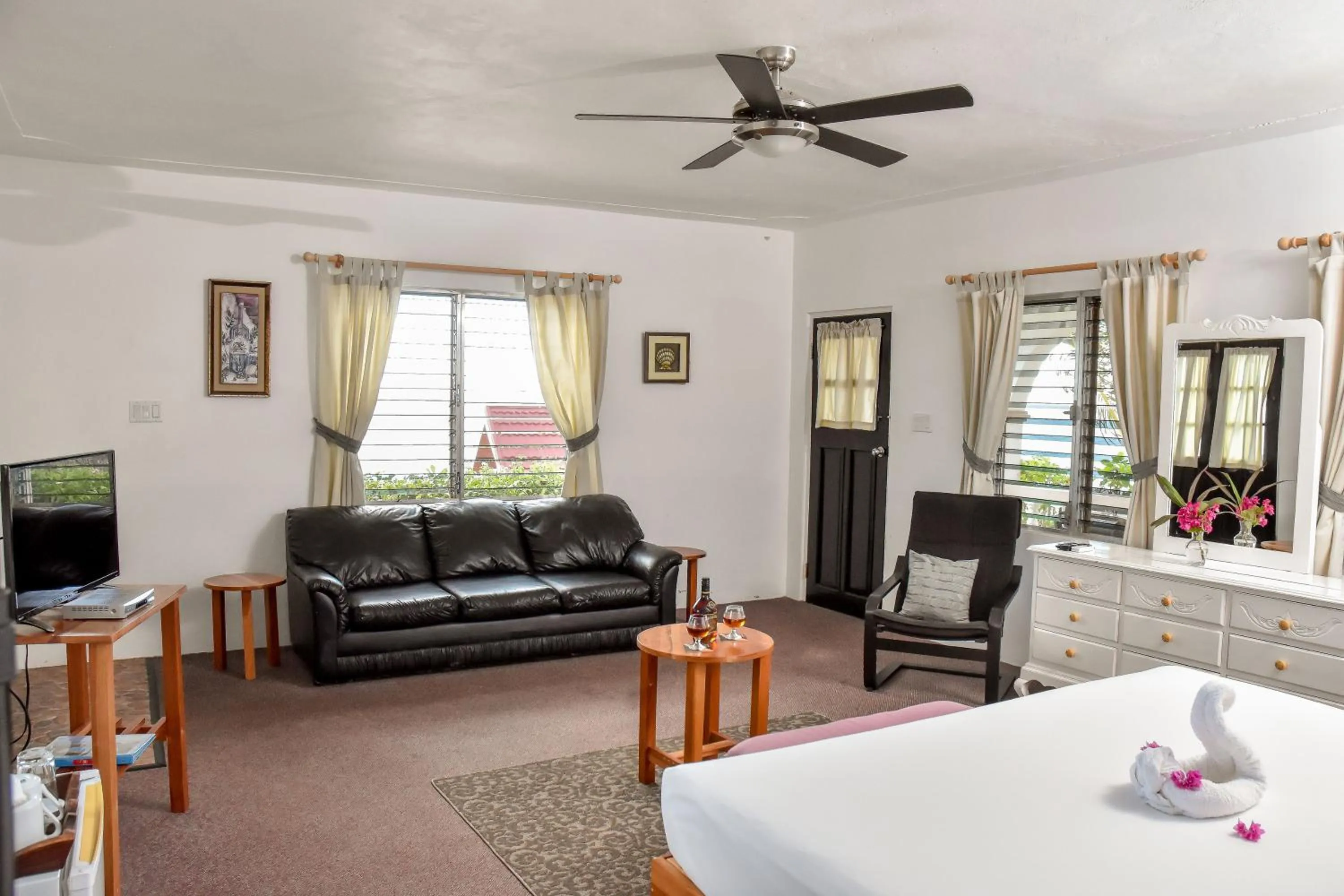 Beyond Sunset Resort & Villas