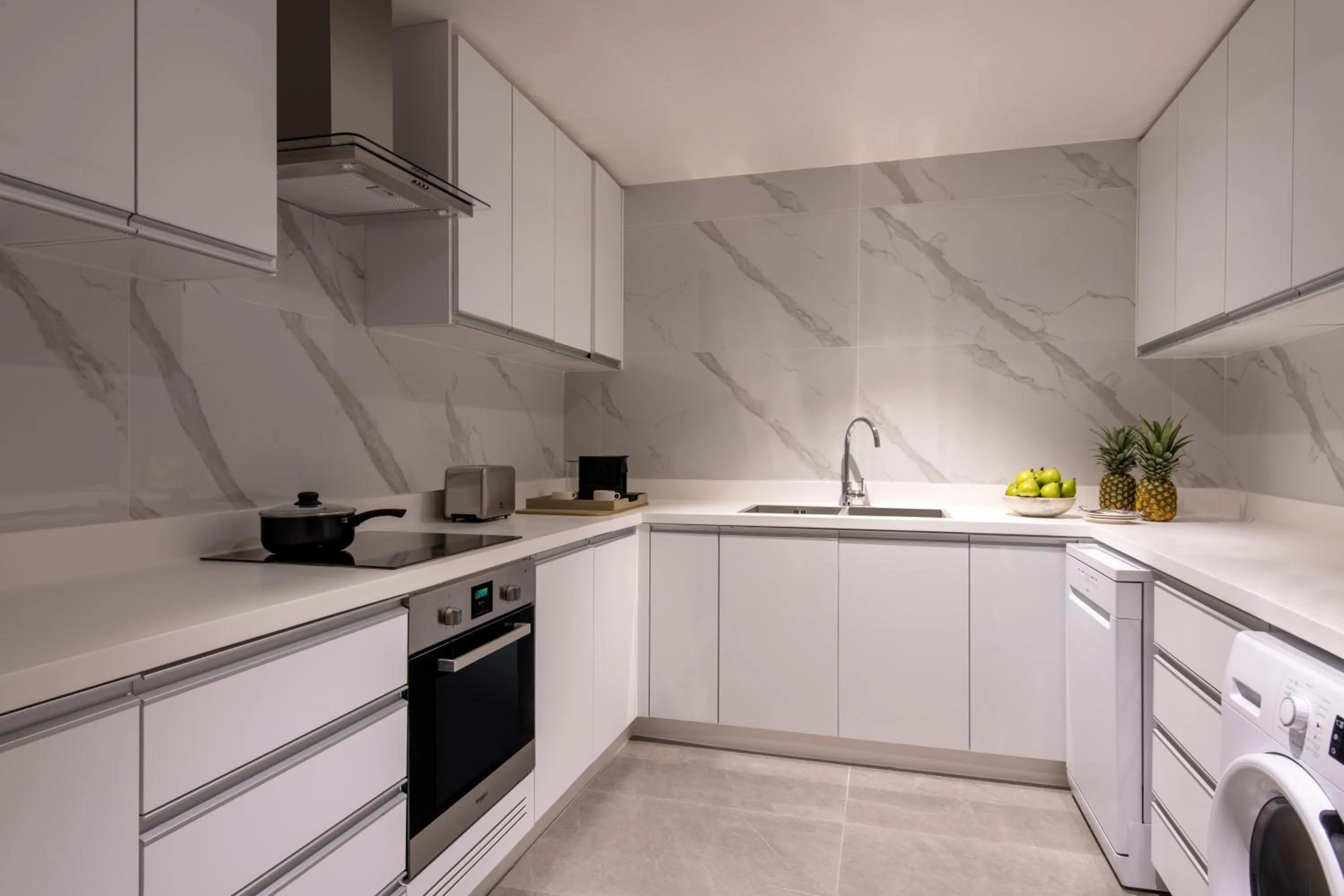 dishwasher in Steigenberger Residence Doha