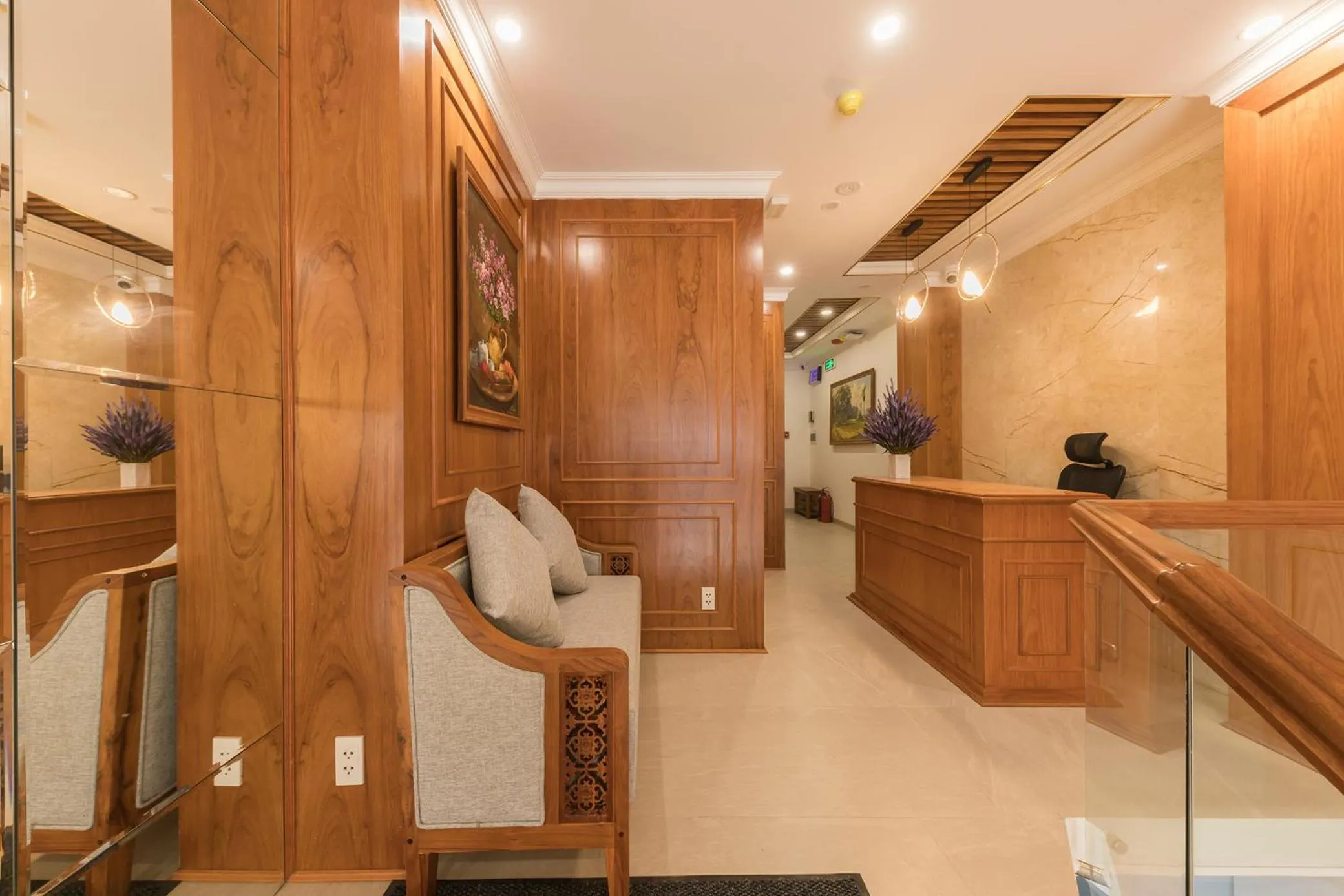 Woody House Boutique