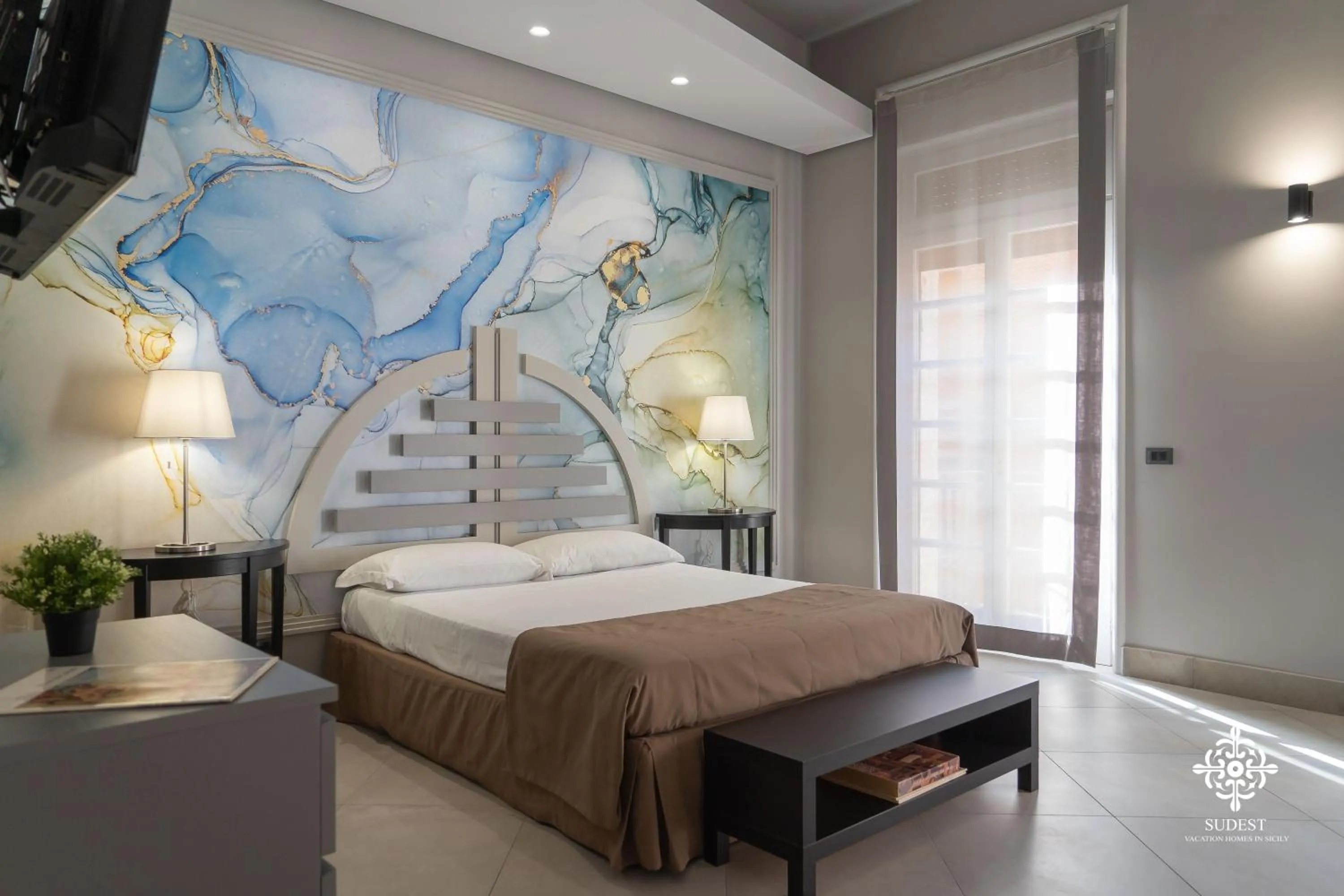 Bed in Matteotti Luxury Residence