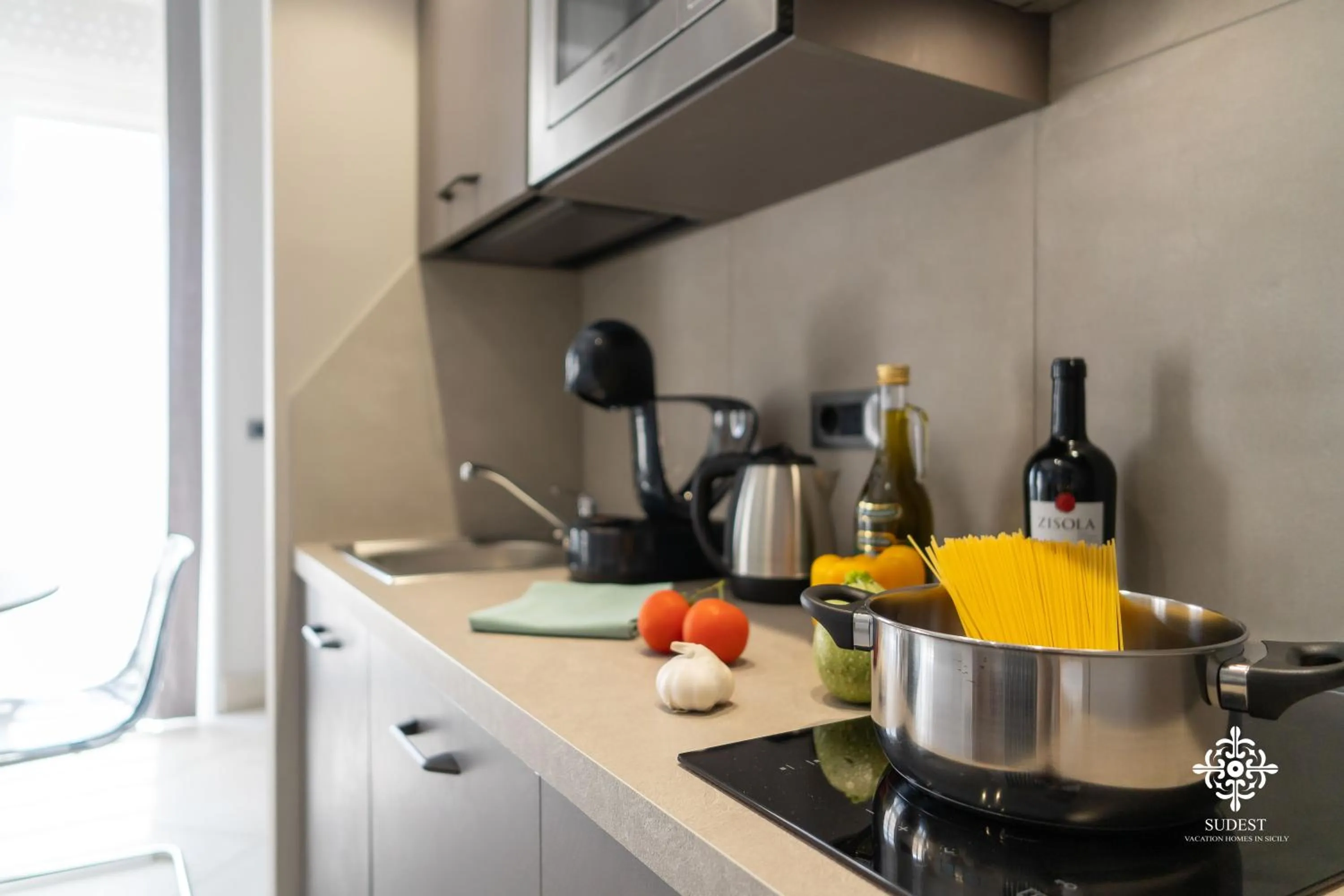 Coffee/tea facilities in Matteotti Luxury Residence