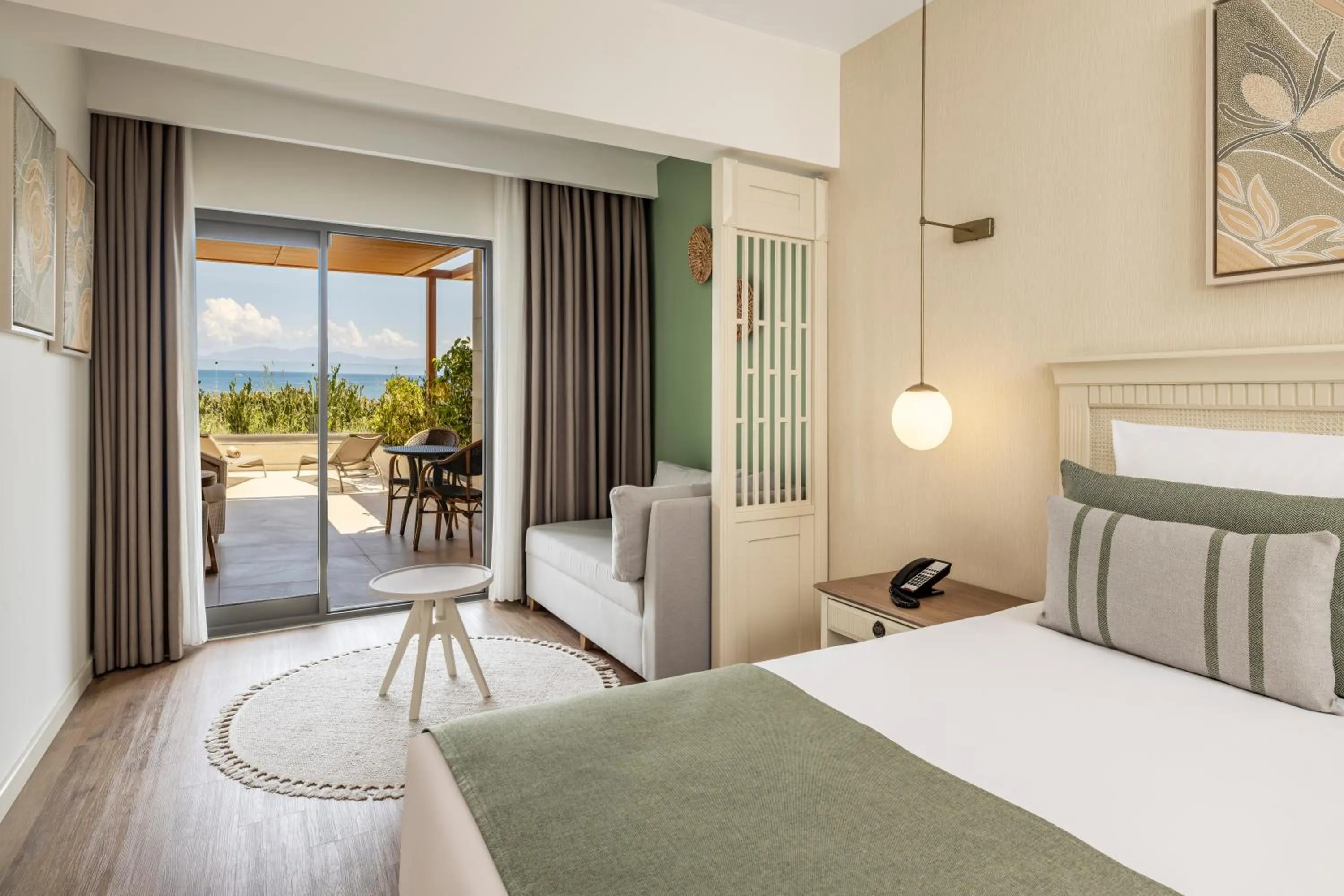 Seating area, Bed in Mirada Exclusive Bodrum