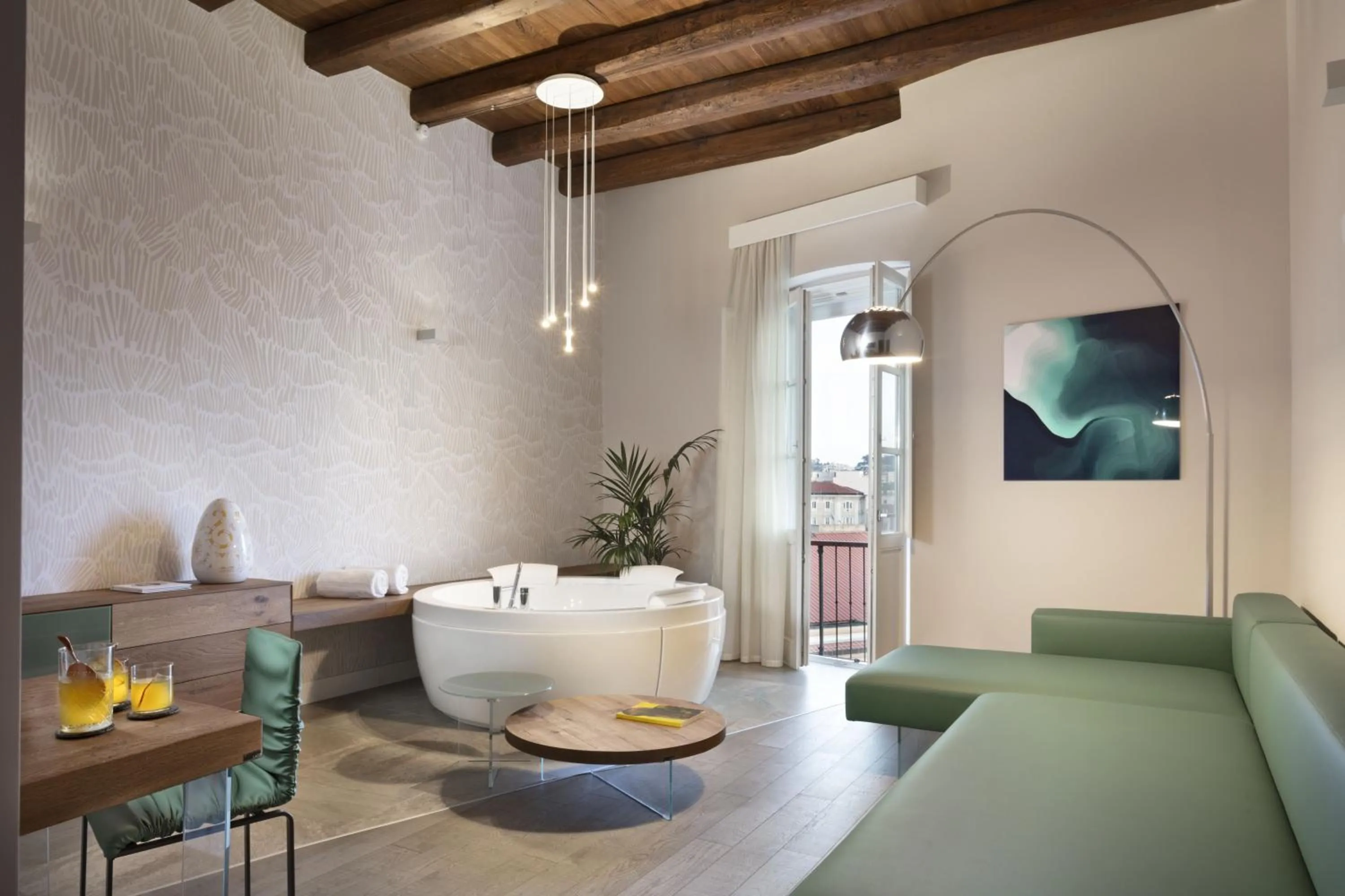 Hot Tub in Casa Clàt - Boutique Hotel