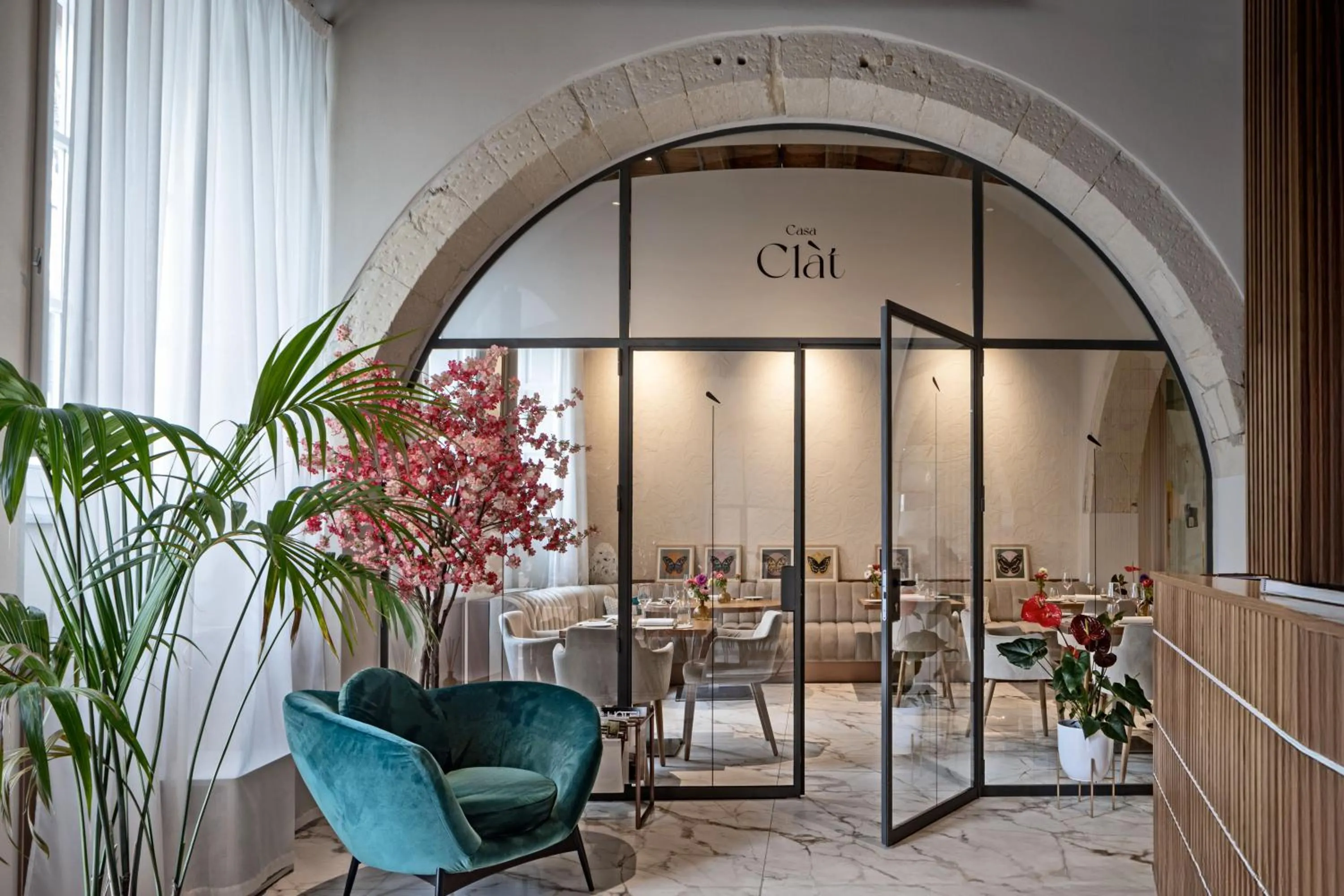 Lobby or reception in Casa Clàt - Boutique Hotel