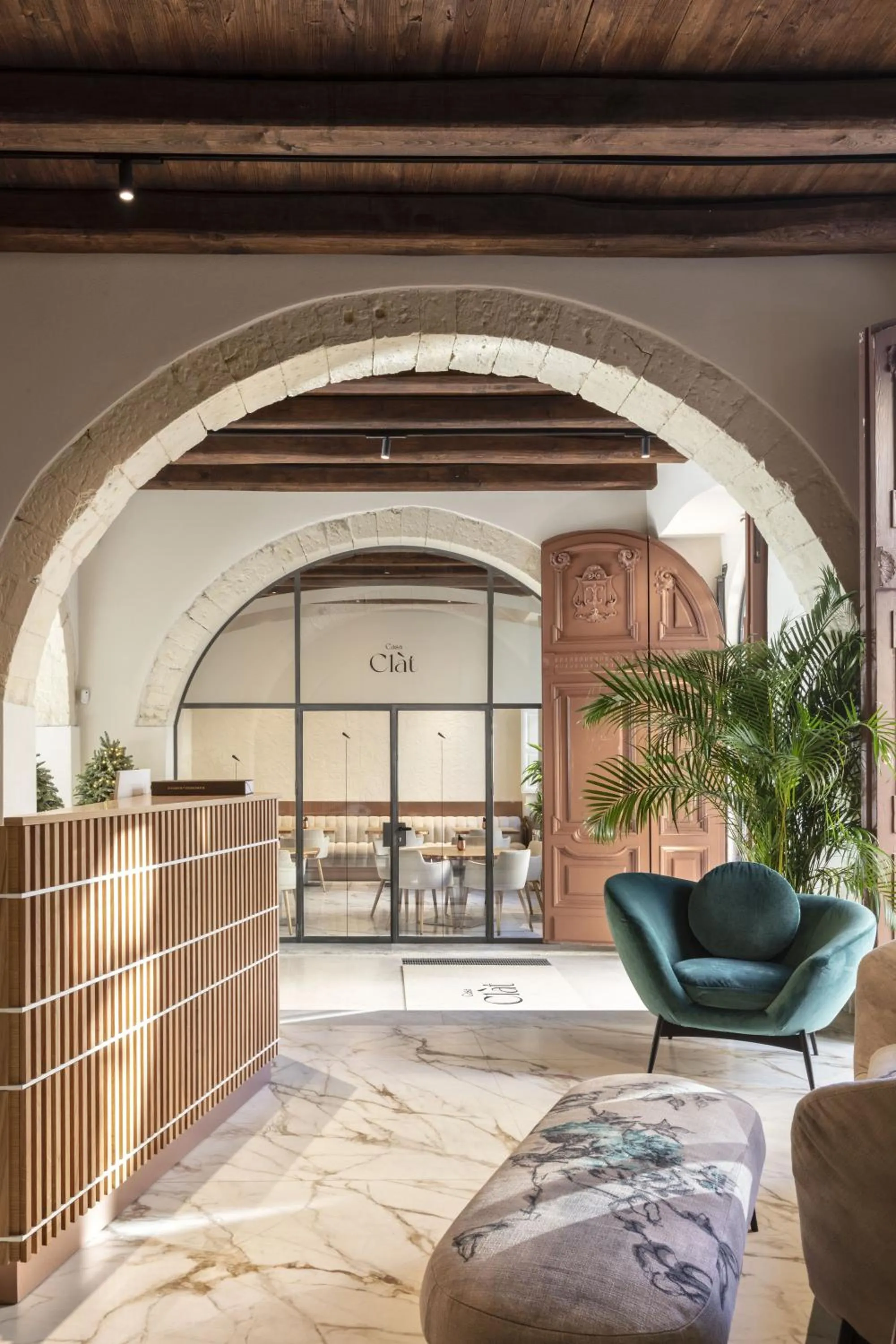 Lobby or reception in Casa Clàt - Boutique Hotel