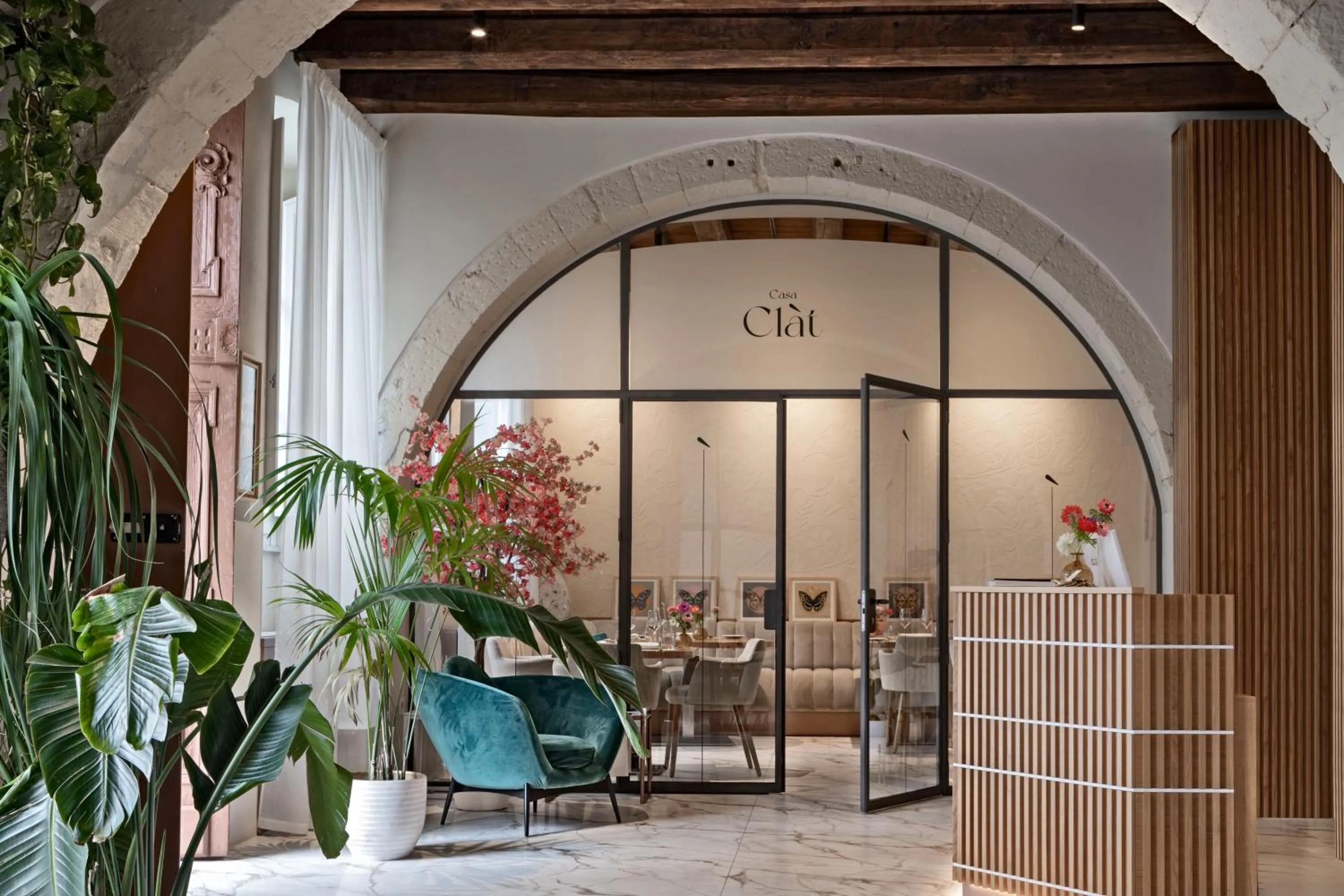 Lobby or reception in Casa Clàt - Boutique Hotel