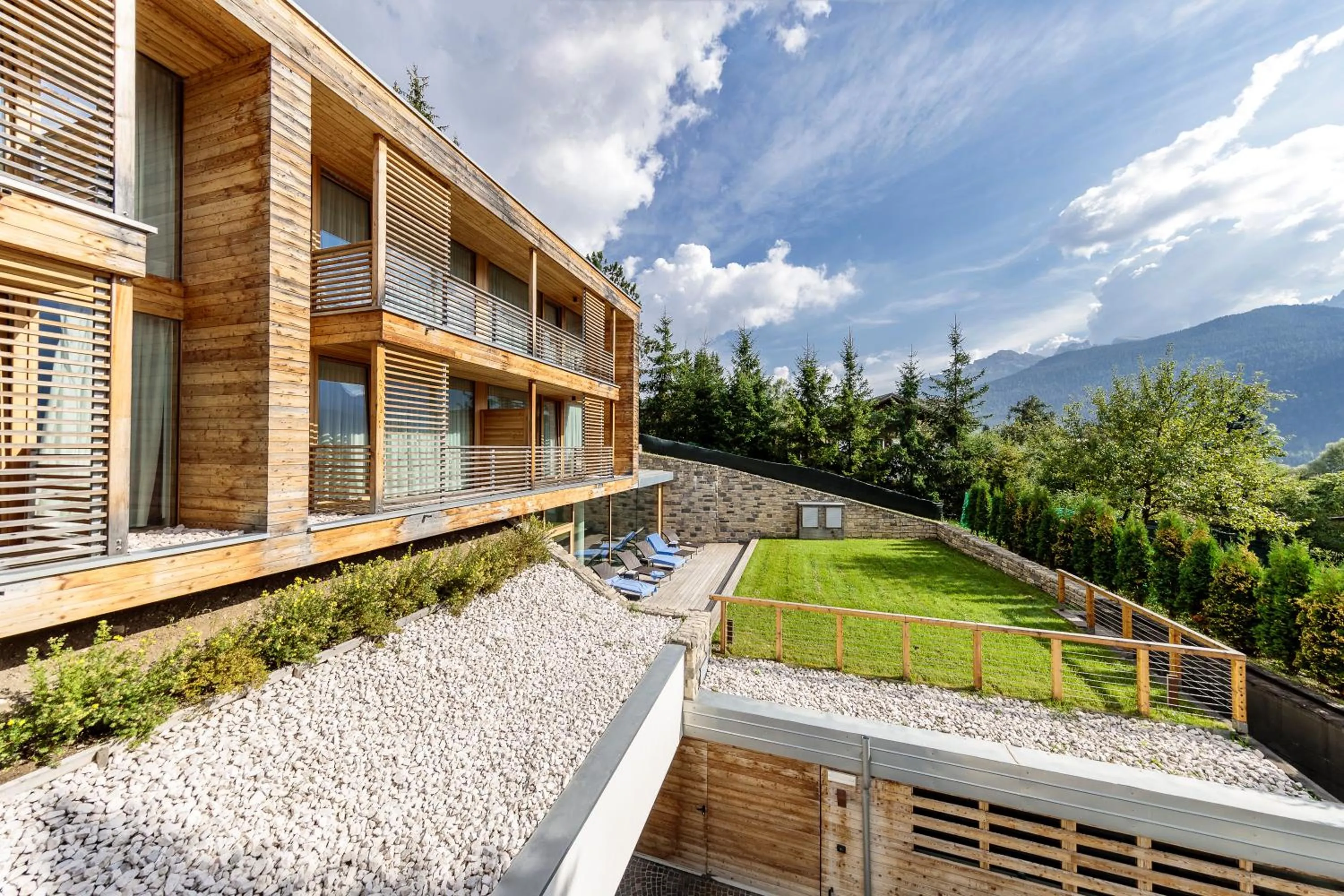 Property building in Hotel Lajadira & Spa