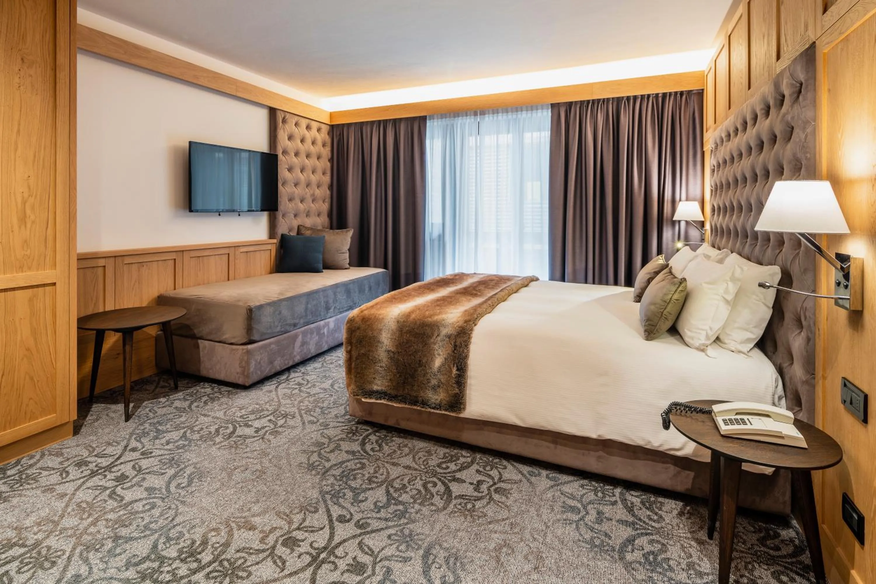 Bedroom, Bed in Hotel Lajadira & Spa