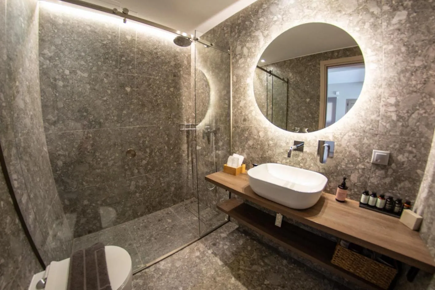 Kaiser Luxury Suites