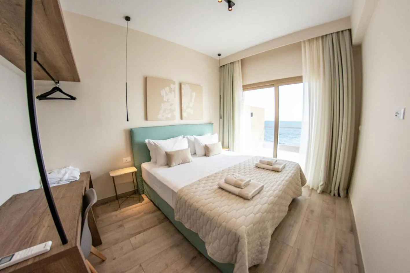 Bed in Kaiser Luxury Suites