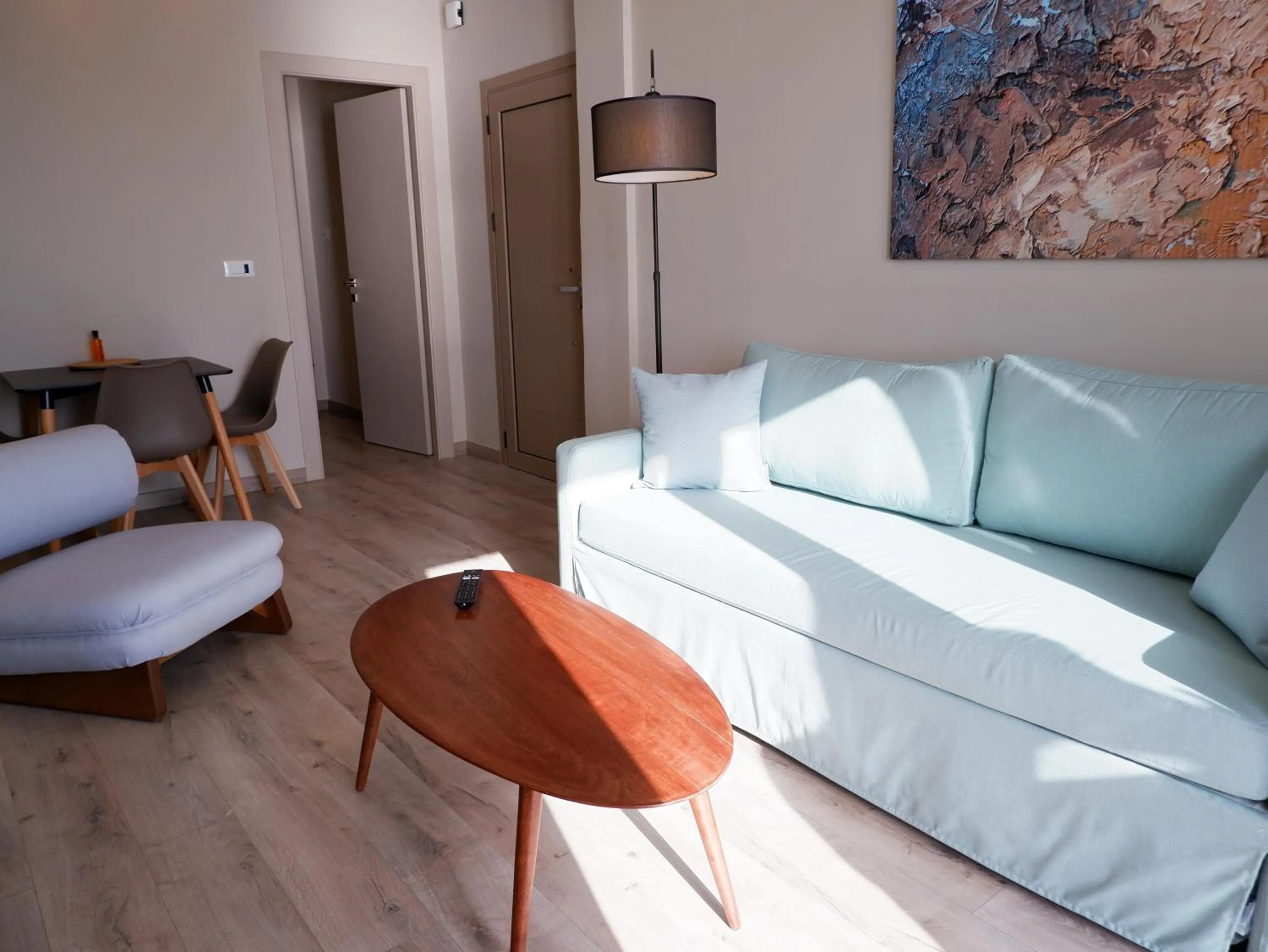 Kaiser Luxury Suites