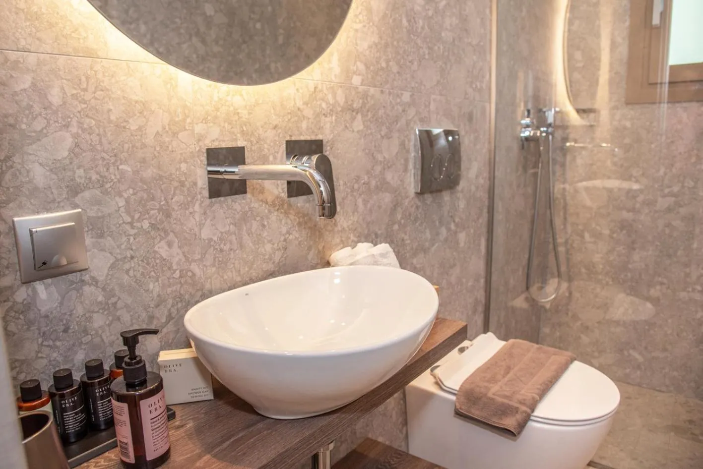 Kaiser Luxury Suites