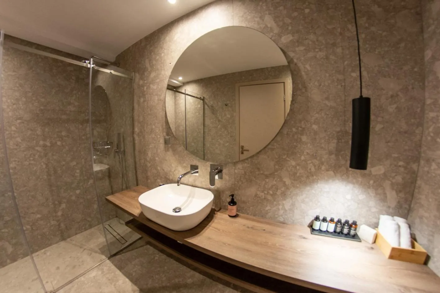 Kaiser Luxury Suites