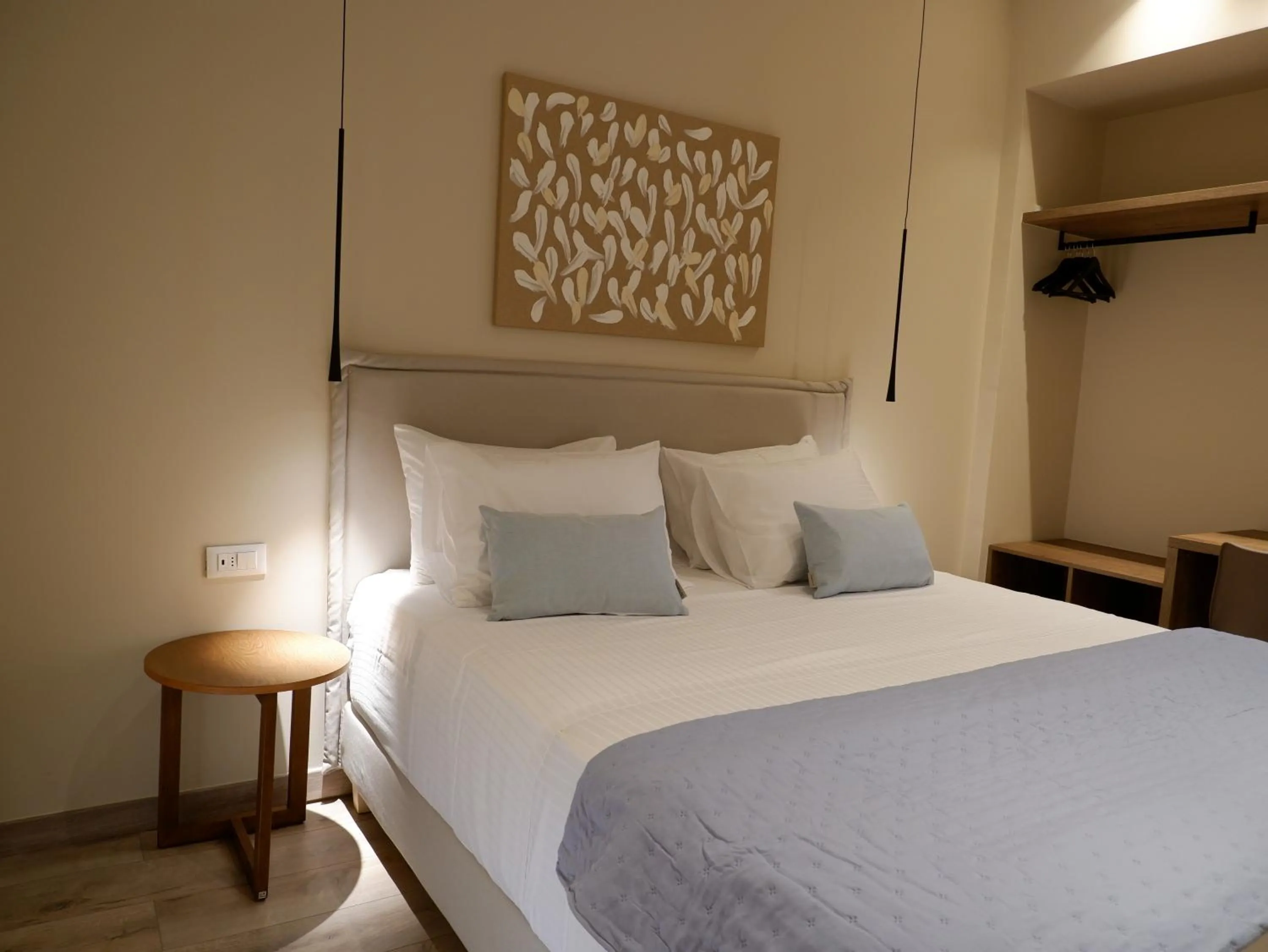 Bed in Kaiser Luxury Suites