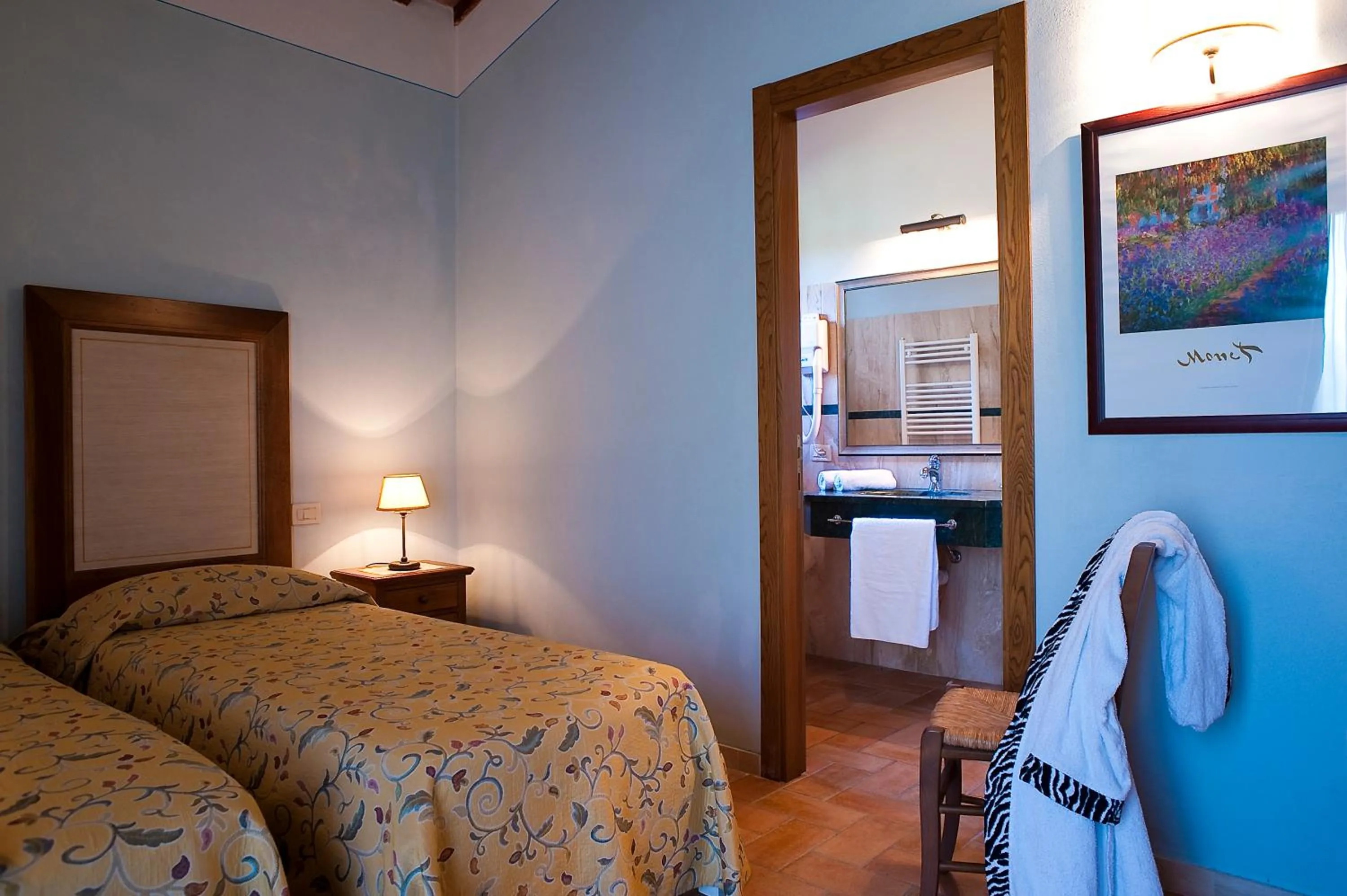 Photo of the whole room, Bed in Antica Fonte Resort