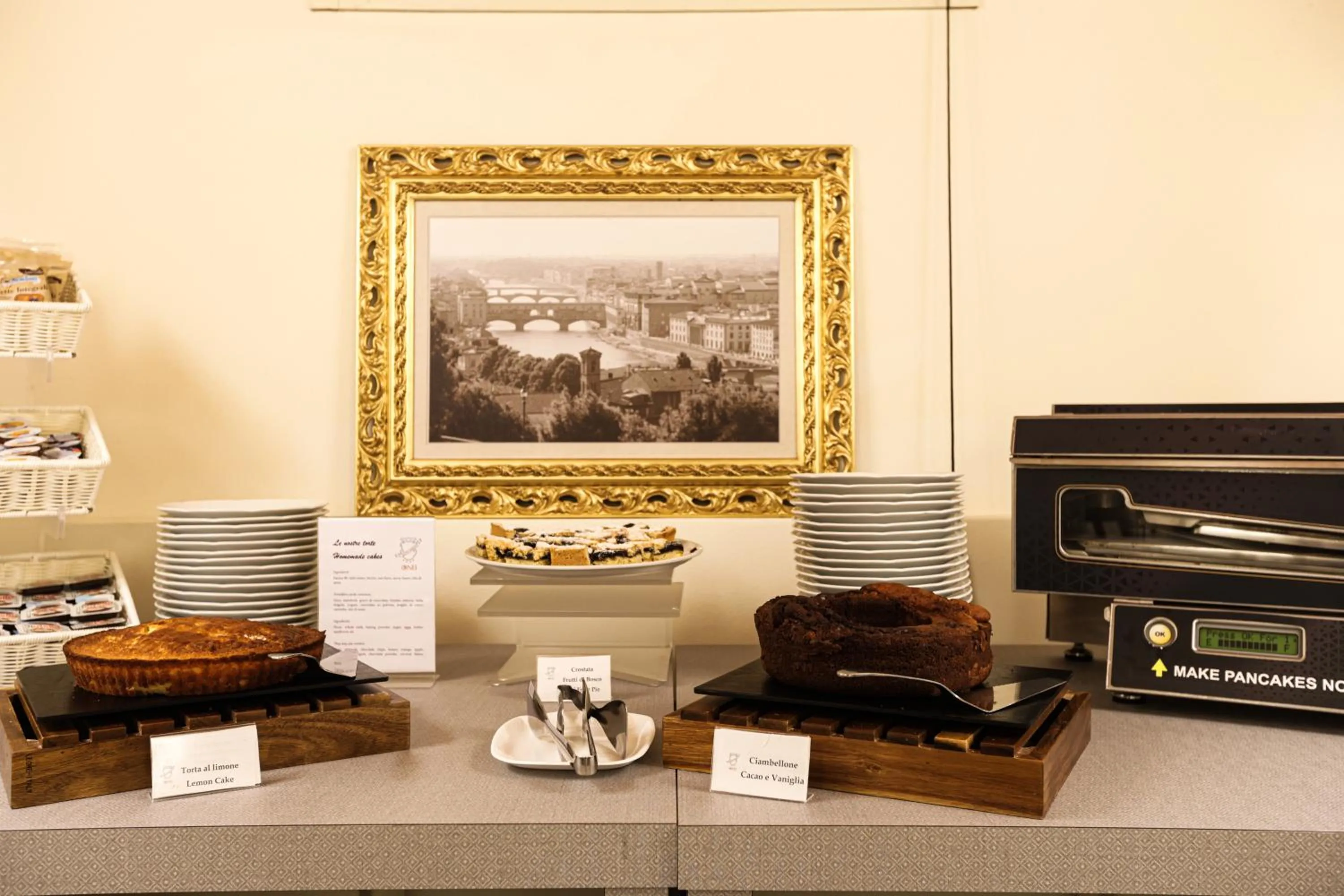 Breakfast in Hotel Embassy