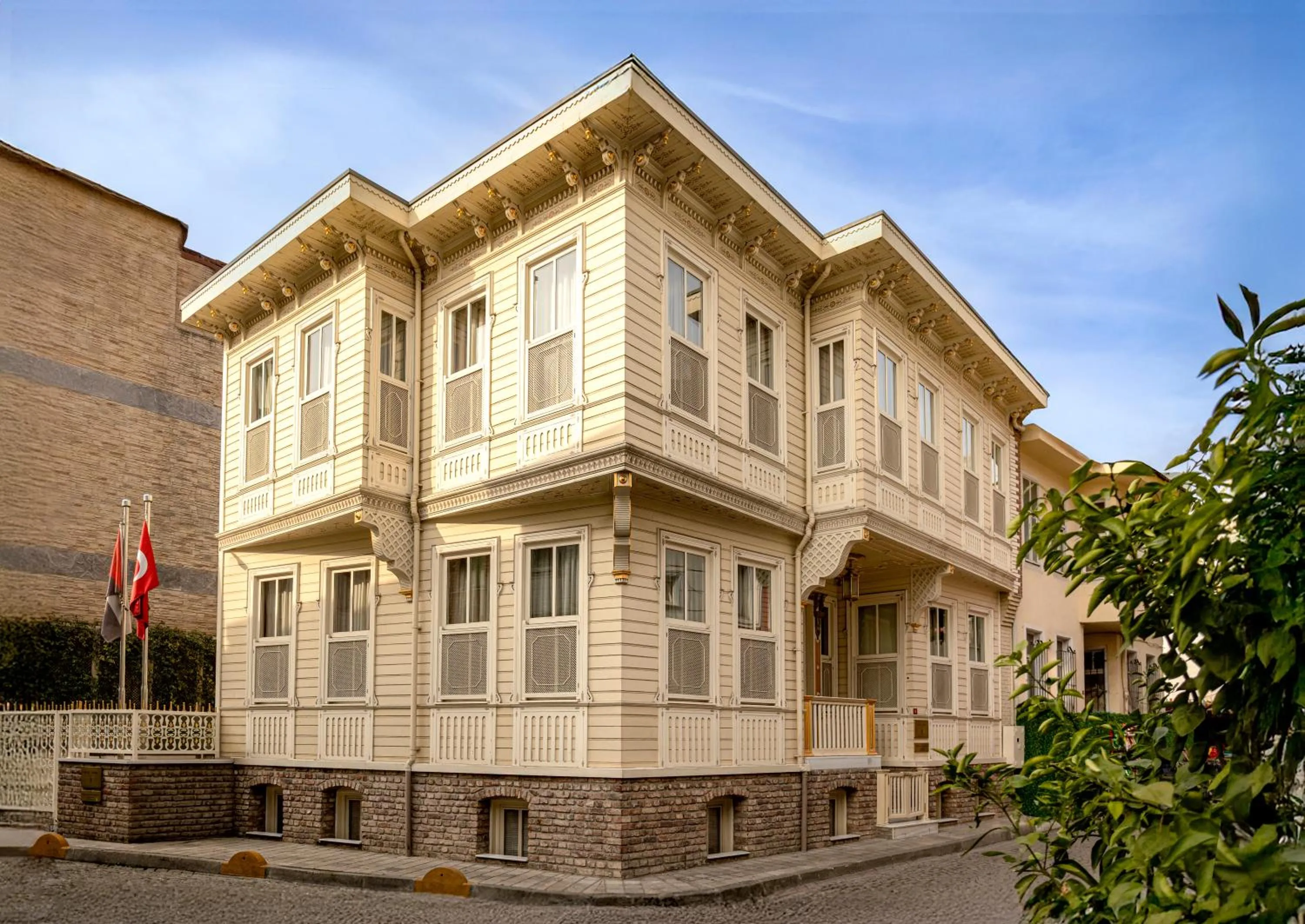 Property building in AJWA Sultanahmet - Preferred Hotels LVX Collection