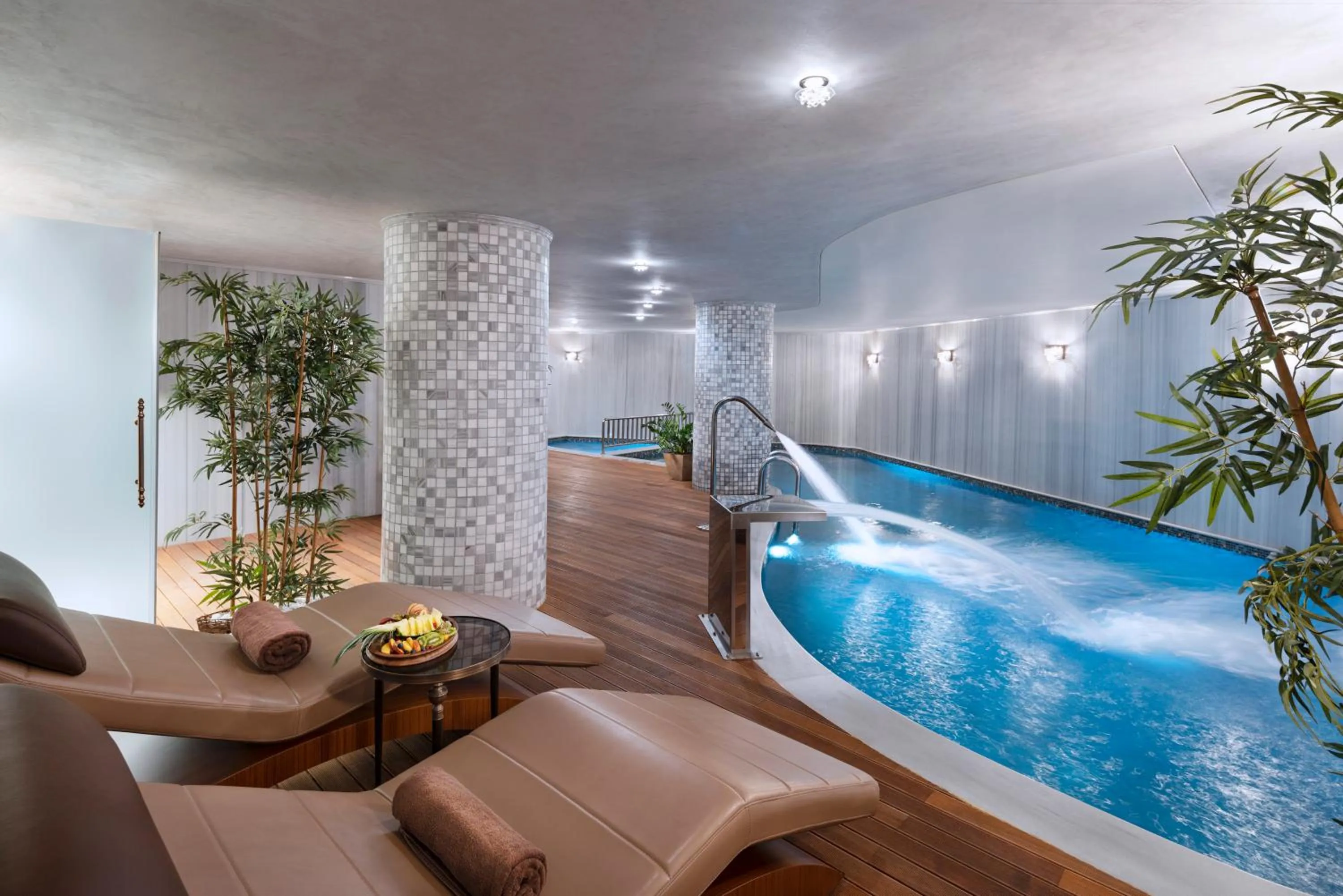 Swimming pool in AJWA Sultanahmet - Preferred Hotels LVX Collection