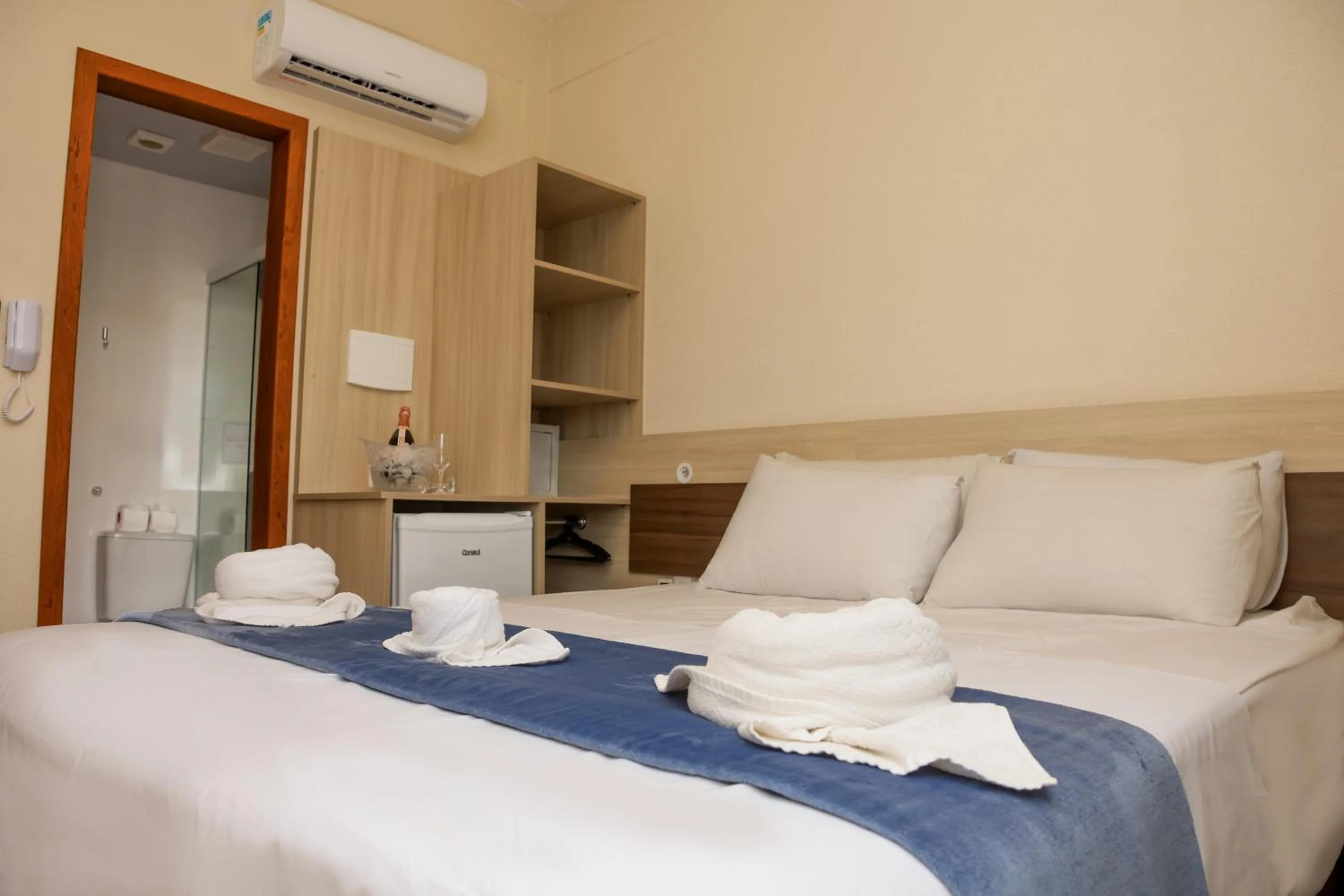 Bed in Pousada Roberto Monteiro - Frente Mar