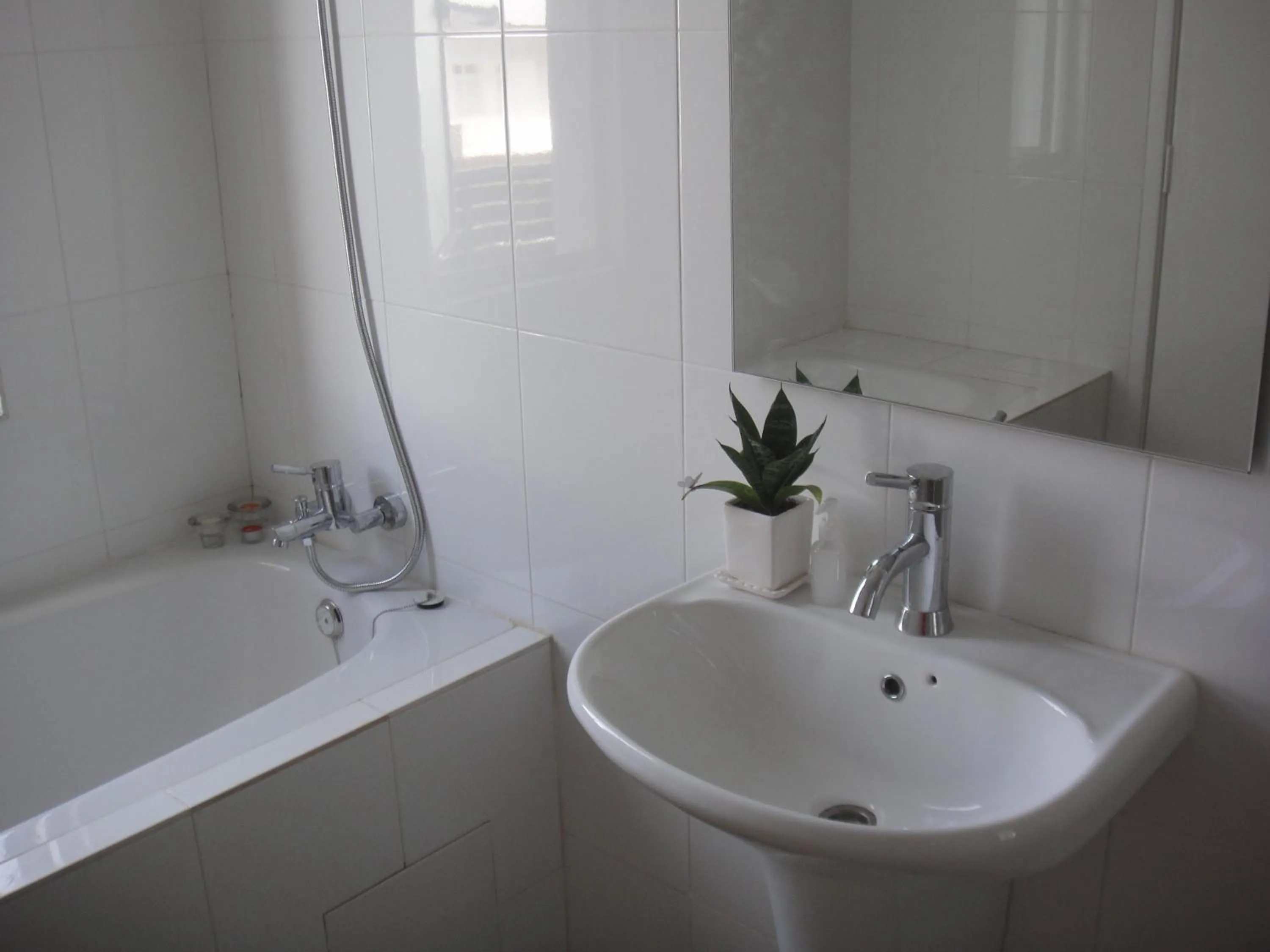 Bathroom in Shamrock Beach Villas Batu Ferringhi Penang