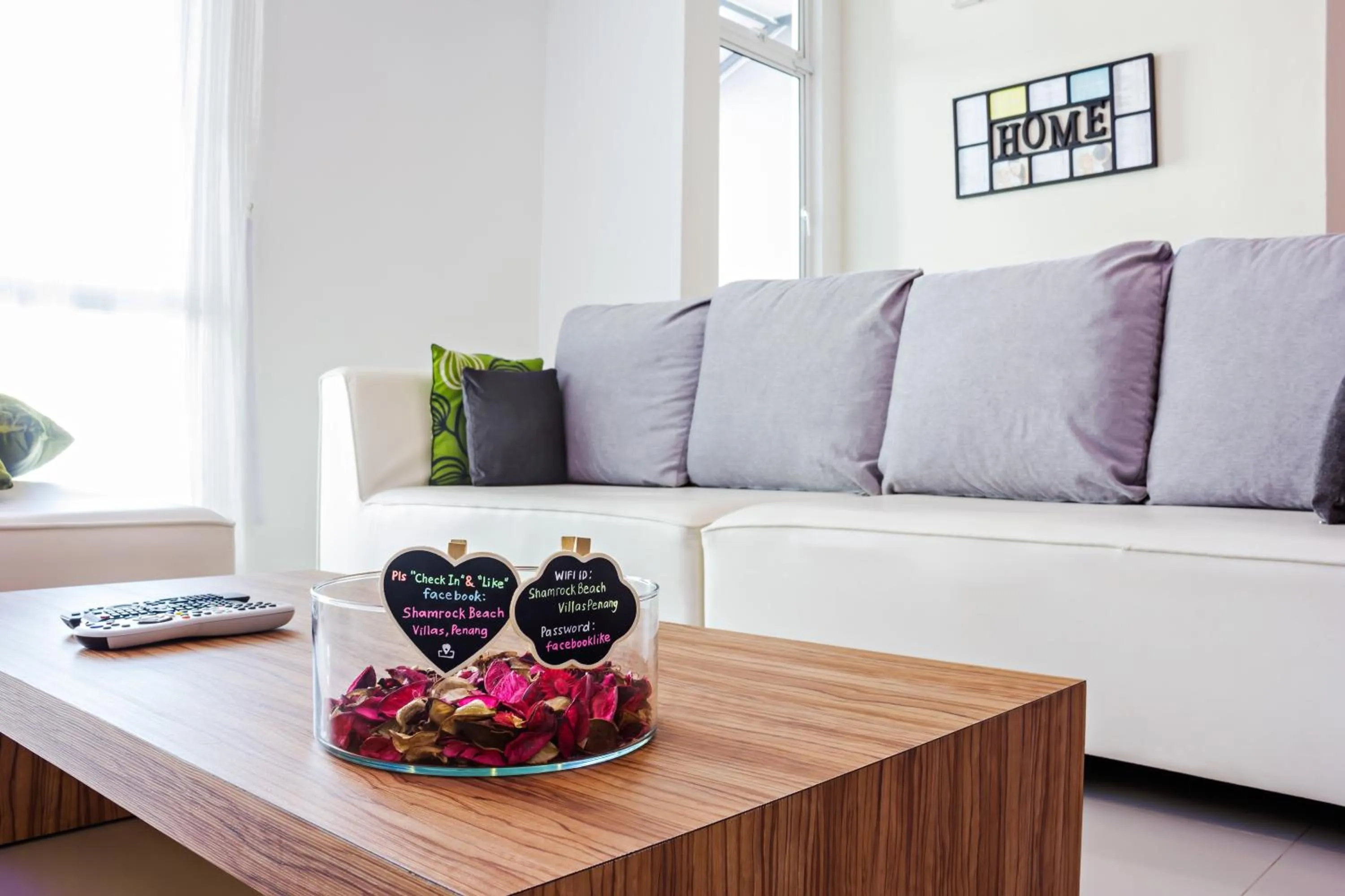 Living room in Shamrock Beach Villas Batu Ferringhi Penang