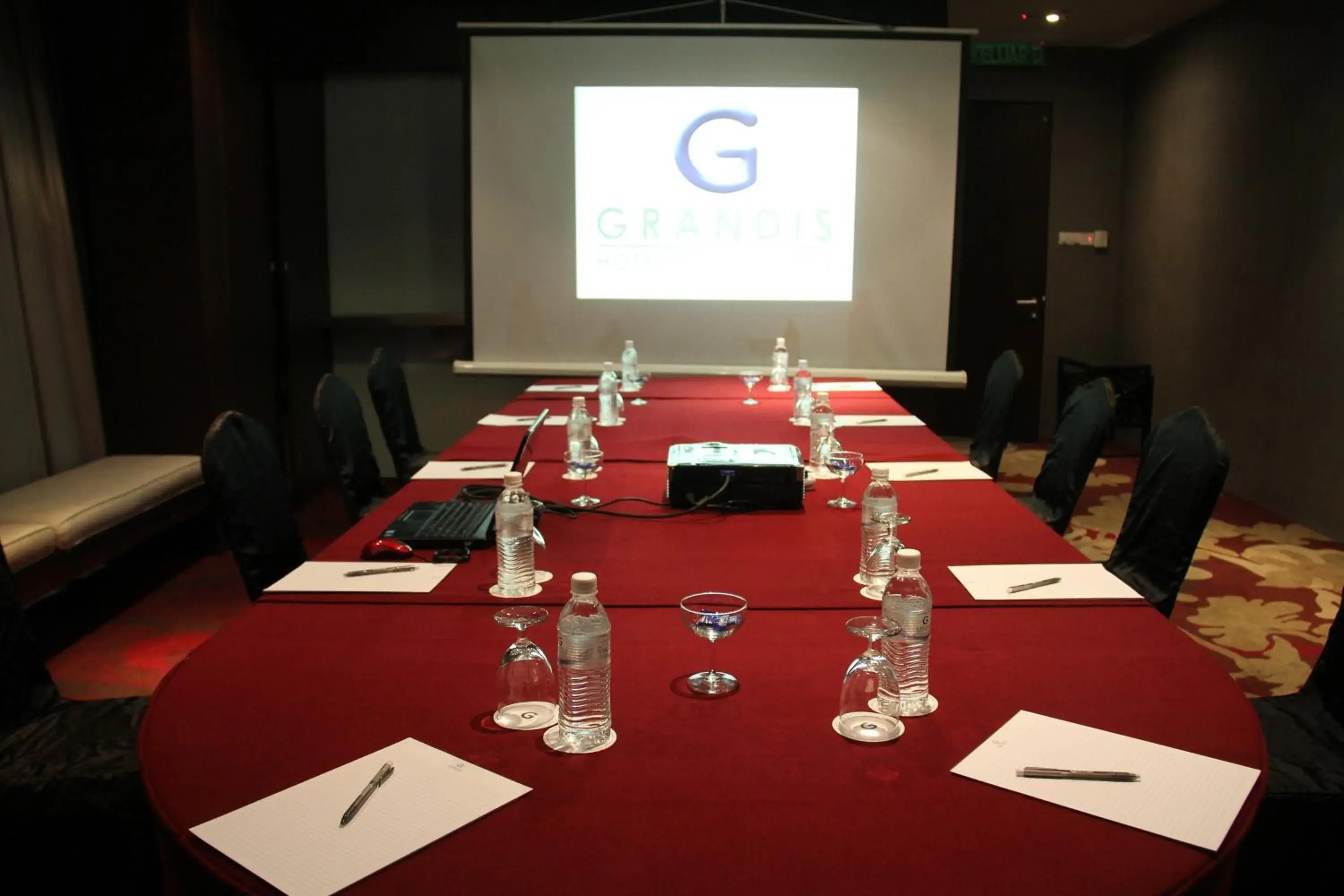 Meeting/conference room, Business Area/Conference Room in Hotel Grandis