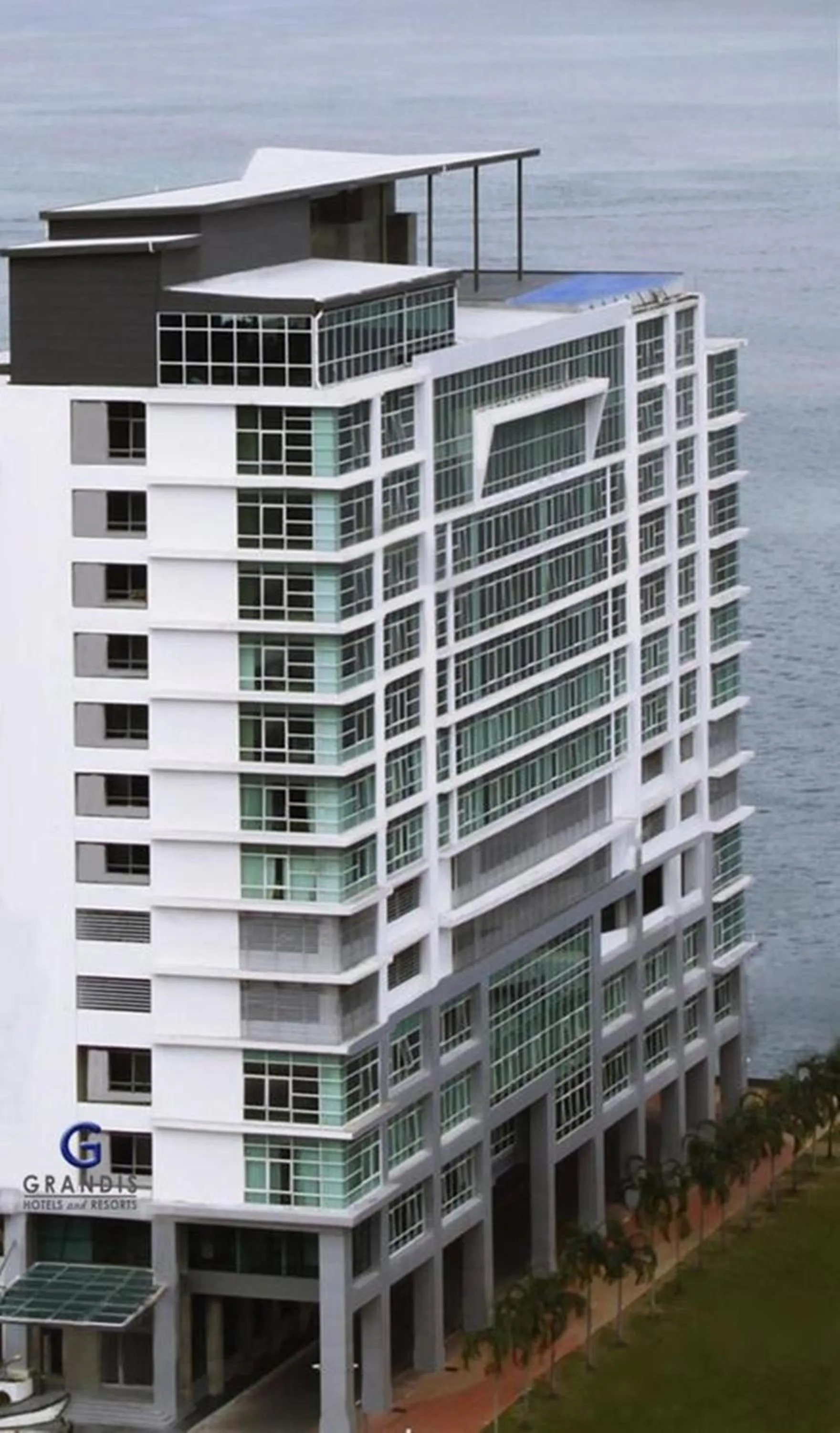 Facade/entrance in Grandis Hotels and Resorts