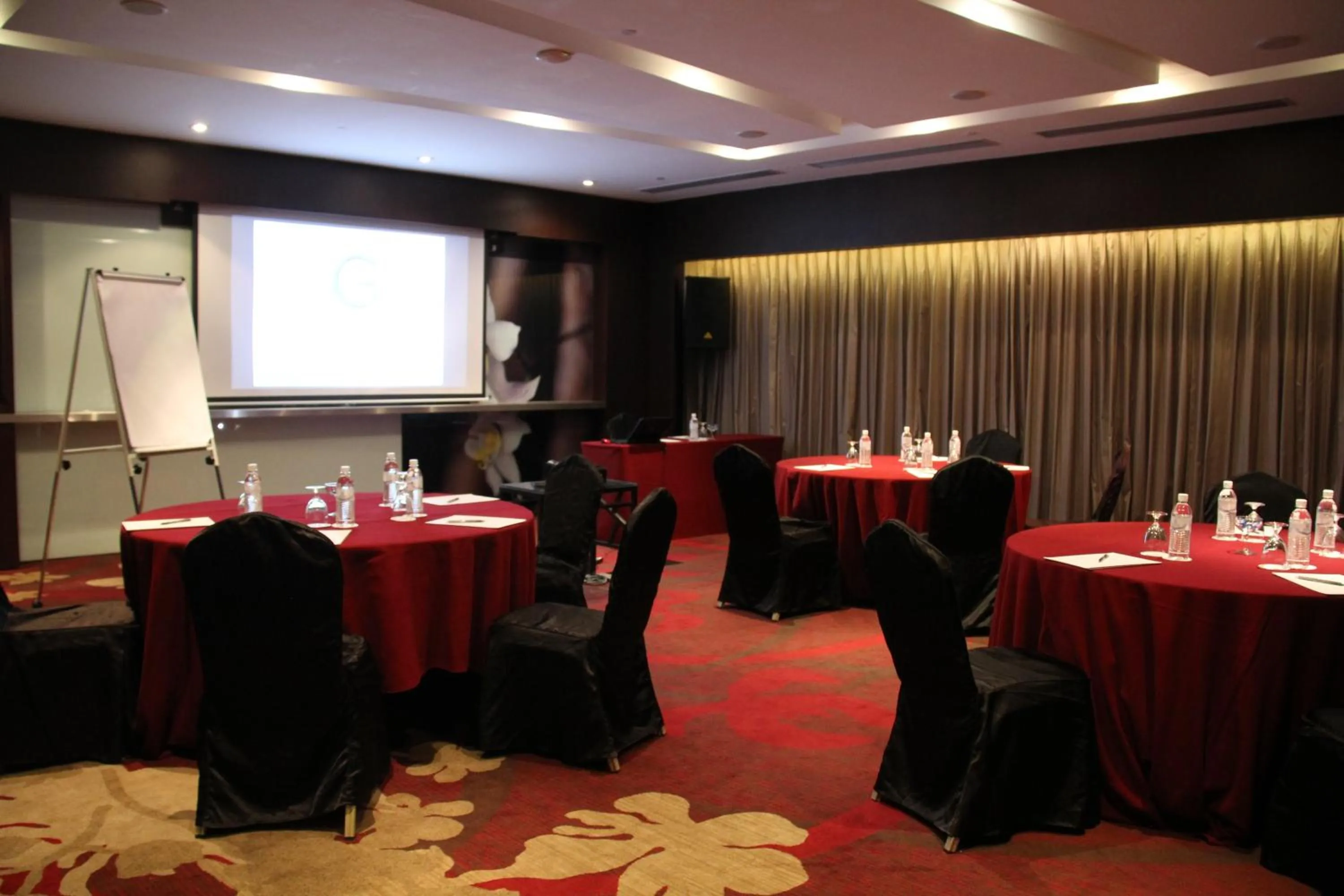 Banquet/Function facilities in Grandis Hotels and Resorts