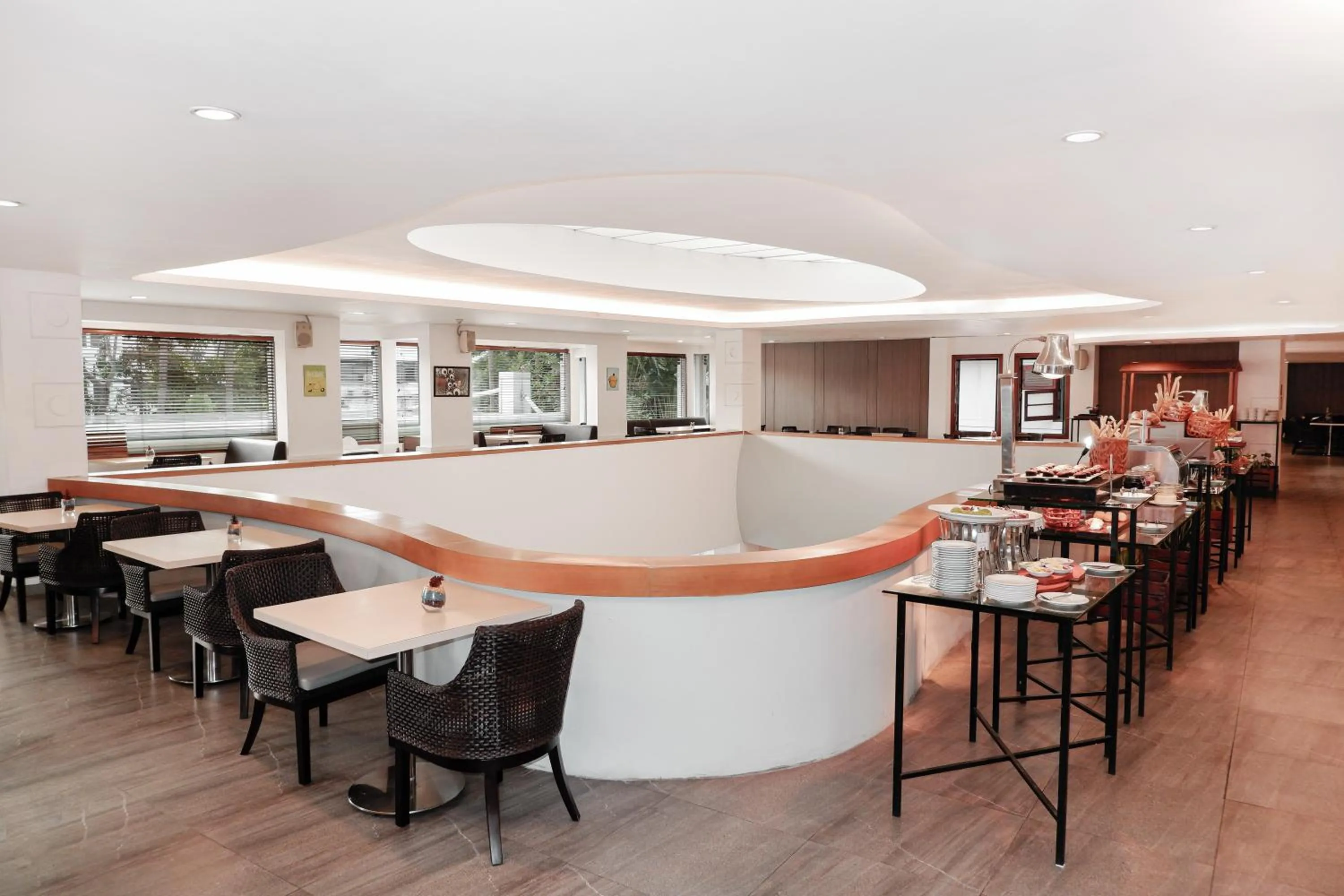 Restaurant/places to eat in KIMAYA Braga Bandung by HARRIS