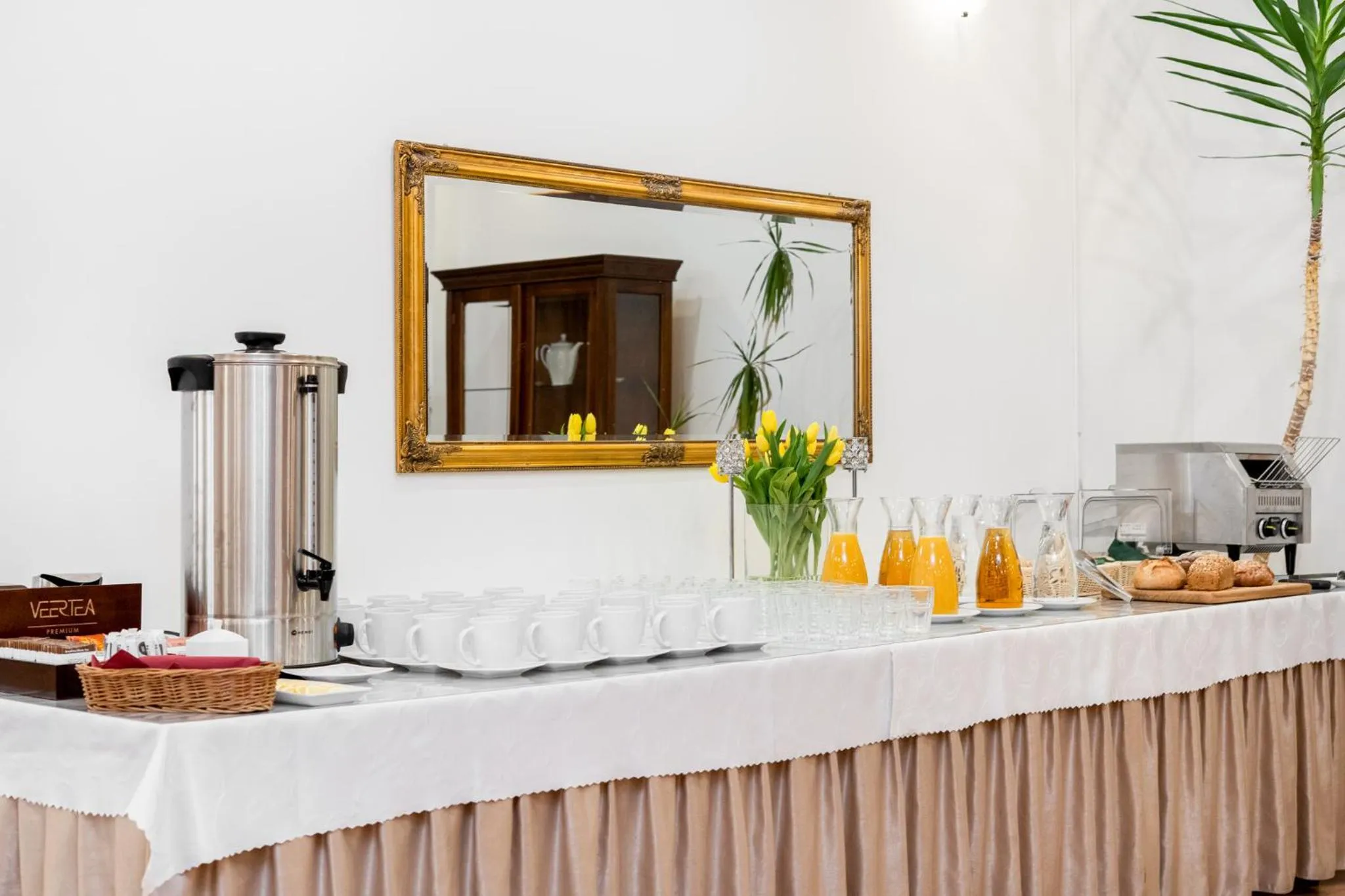 Breakfast in Hotel Artur