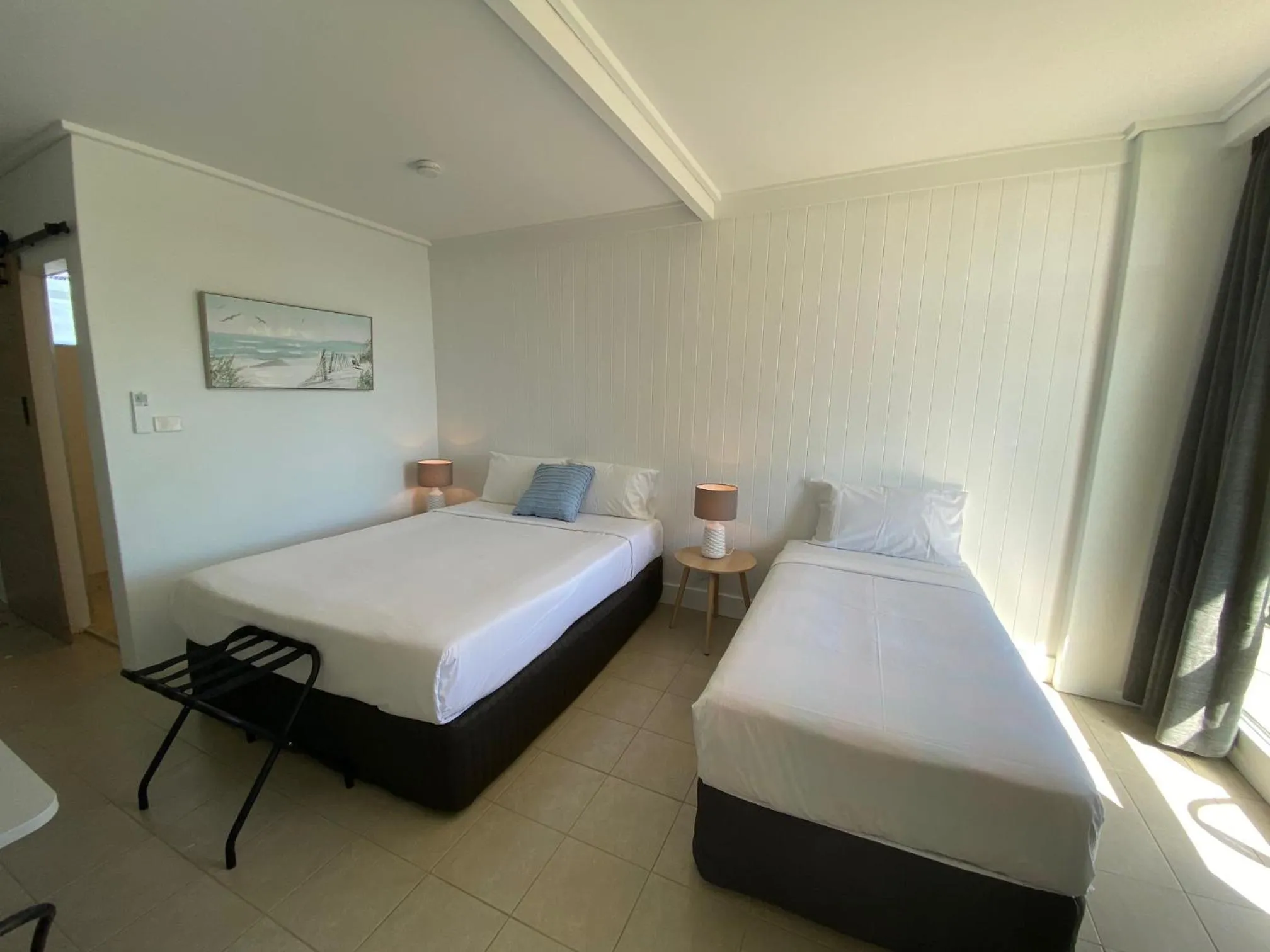 Bed in Kingston Lobster Motel