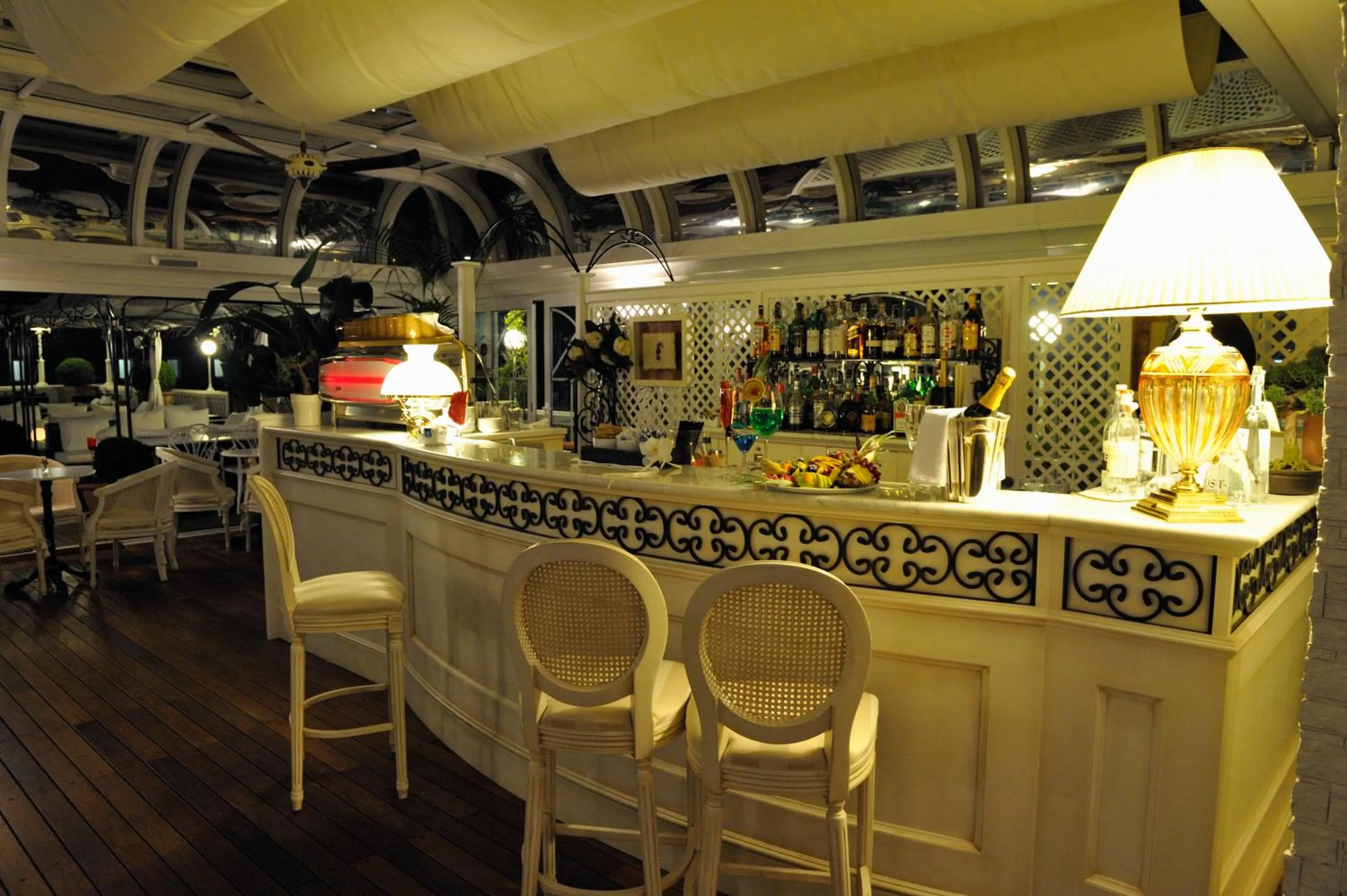 Lounge or bar in Hotel Italia Palace