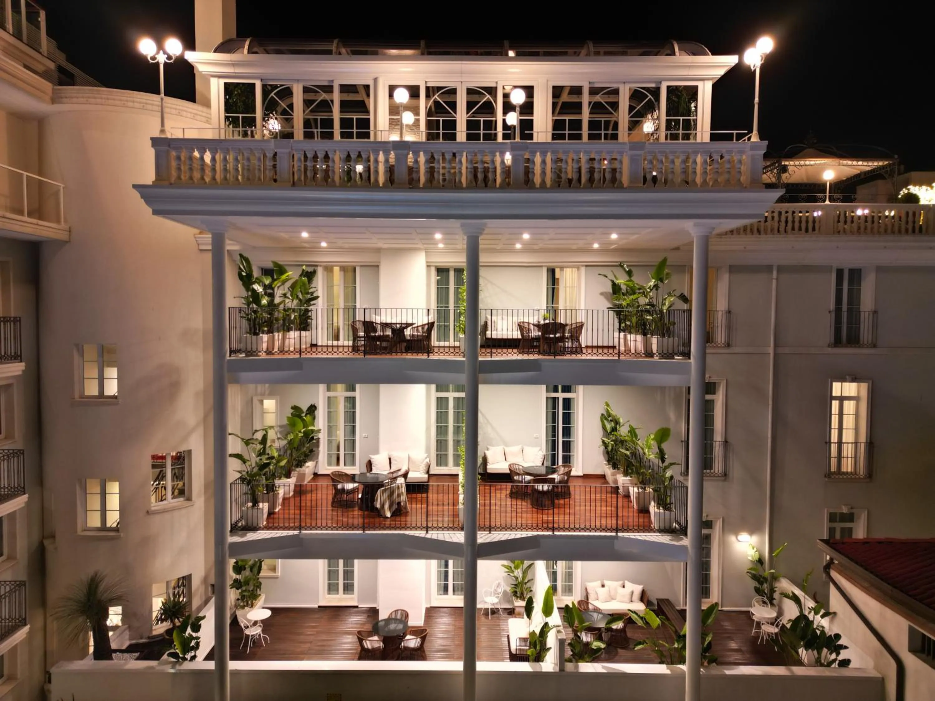 Restaurant/places to eat in Hotel Italia Palace