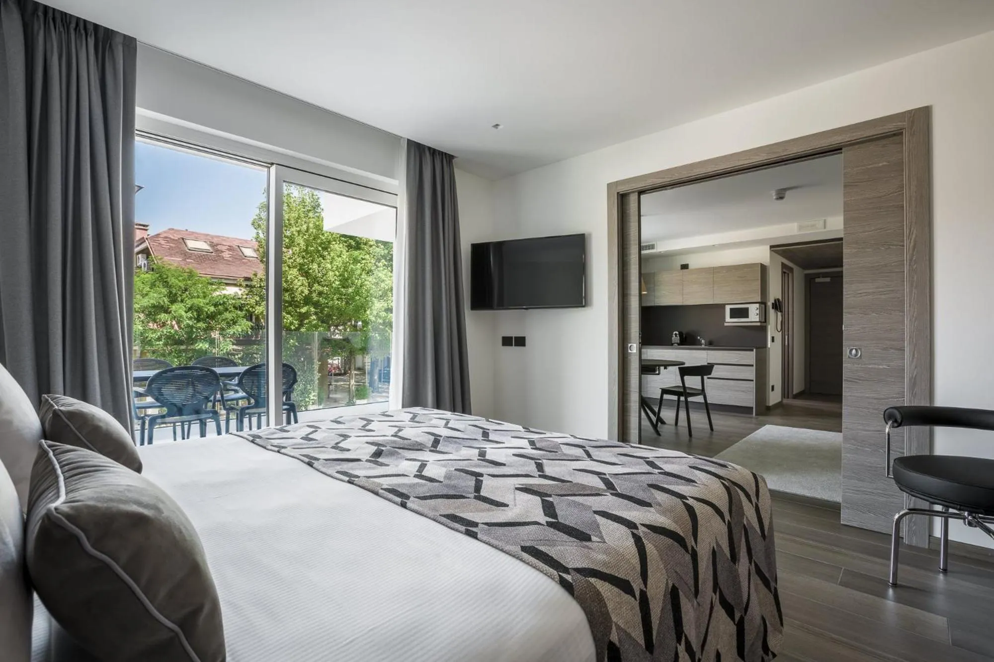 Photo of the whole room, Bed in Hotel Italia Palace