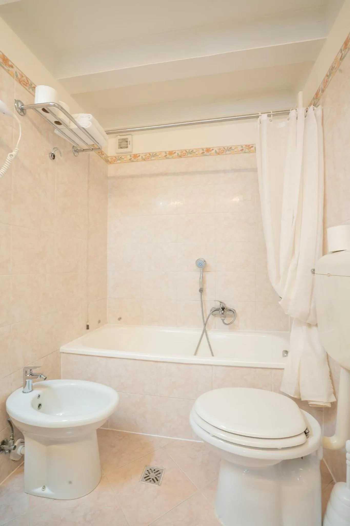 Bathroom in Alla Corte Rossa