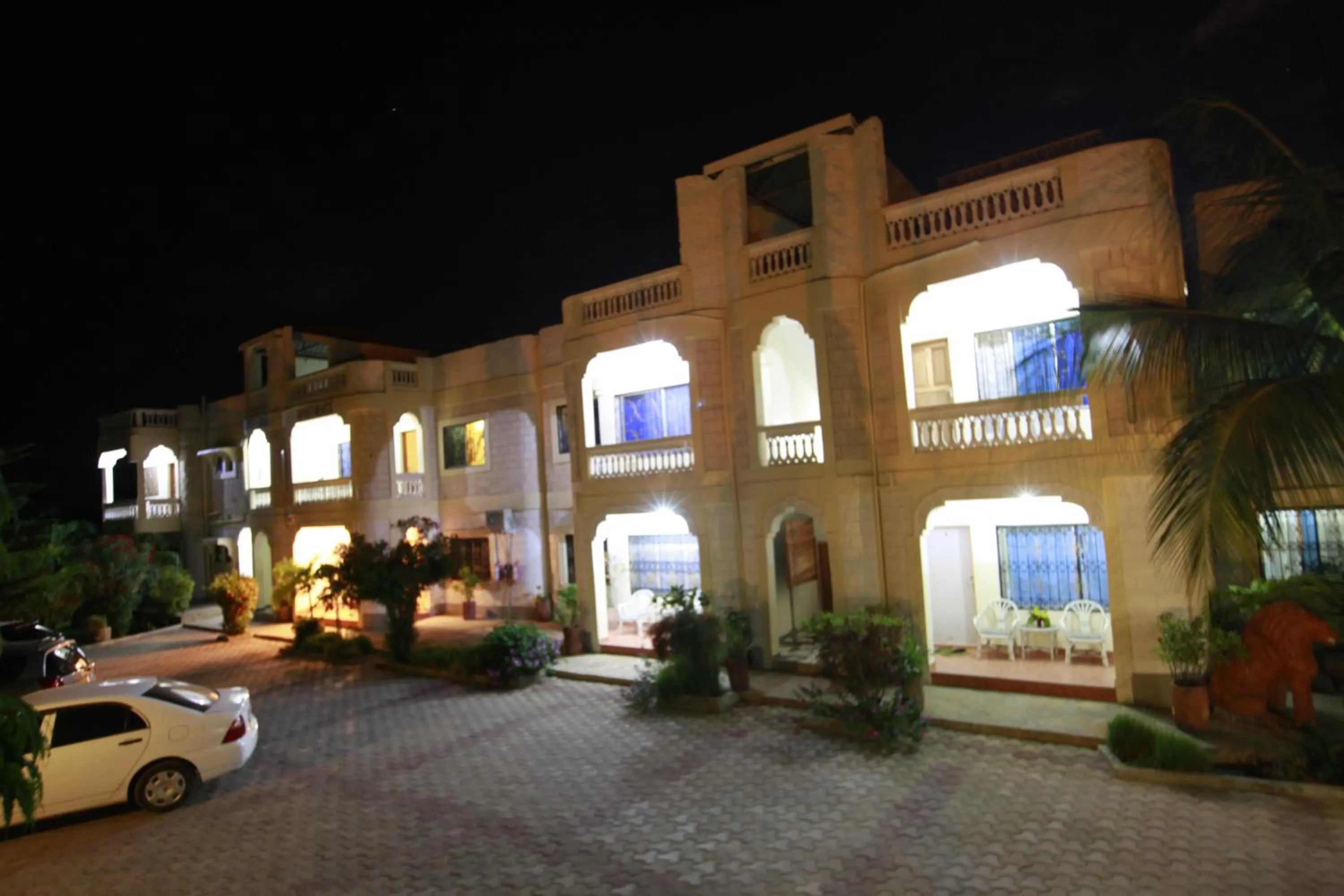 Facade/entrance in Jacyjoka Apartments Nyali