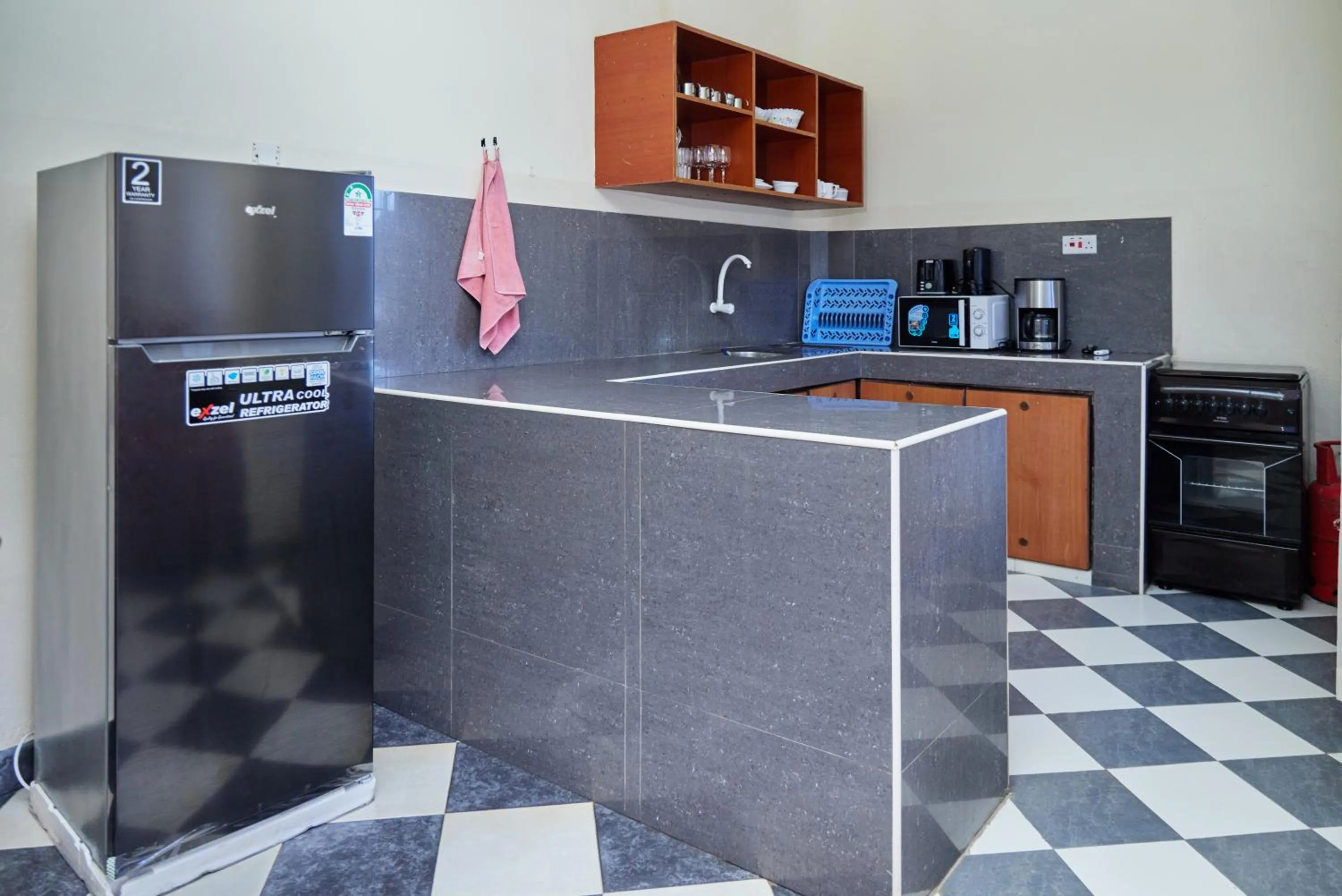 Kitchen or kitchenette in Jacyjoka Apartments Nyali