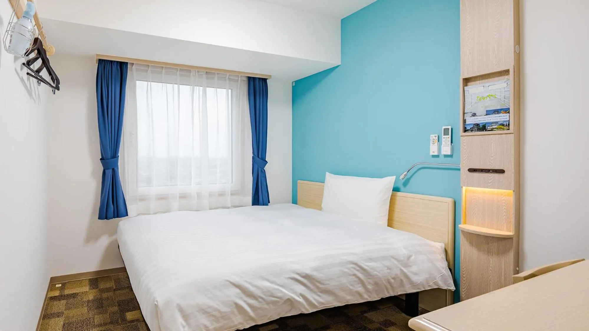 Bedroom, Bed in Toyoko Inn Kasukabe-eki Nishi-guchi