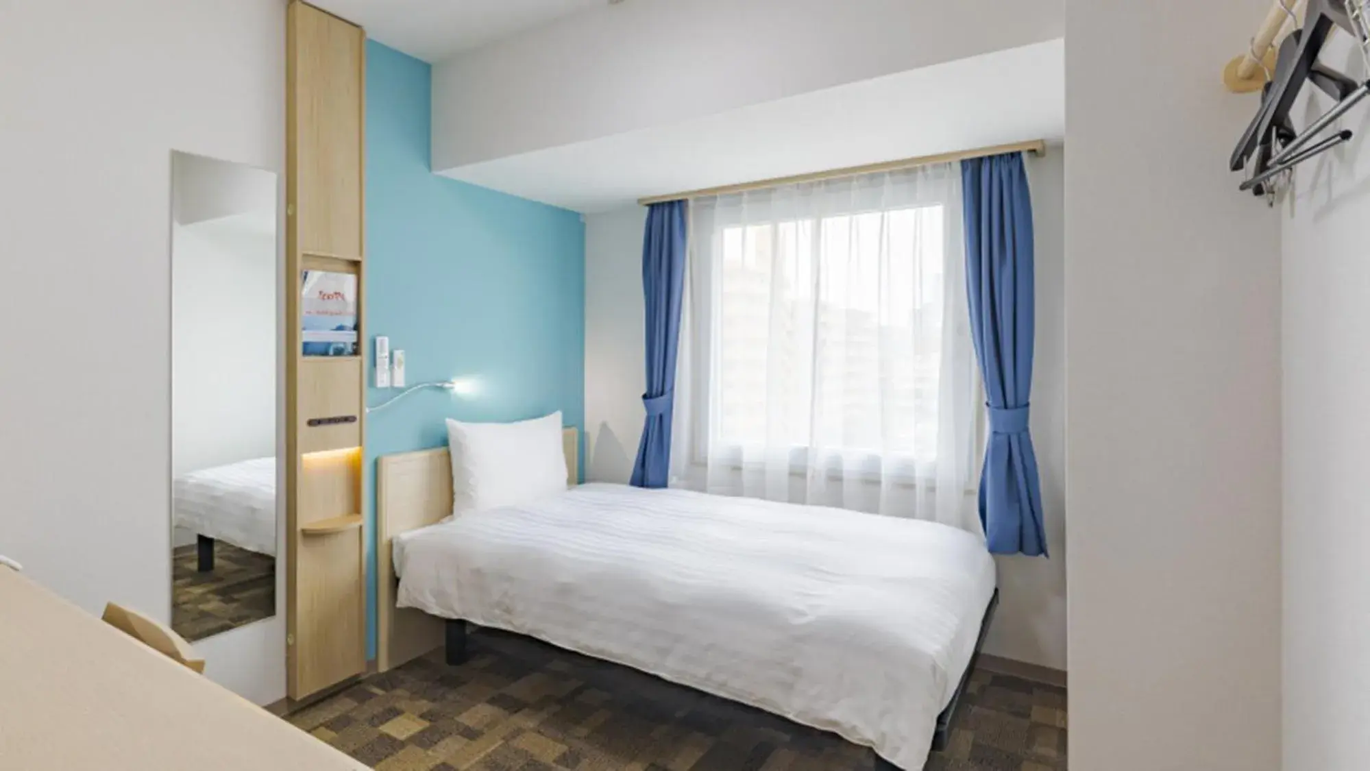 Photo of the whole room, Bed in Toyoko Inn Kyoto Nijojo Minami Photo of the whole room, Bed in Toyoko Inn Kyoto Nijojo Minami