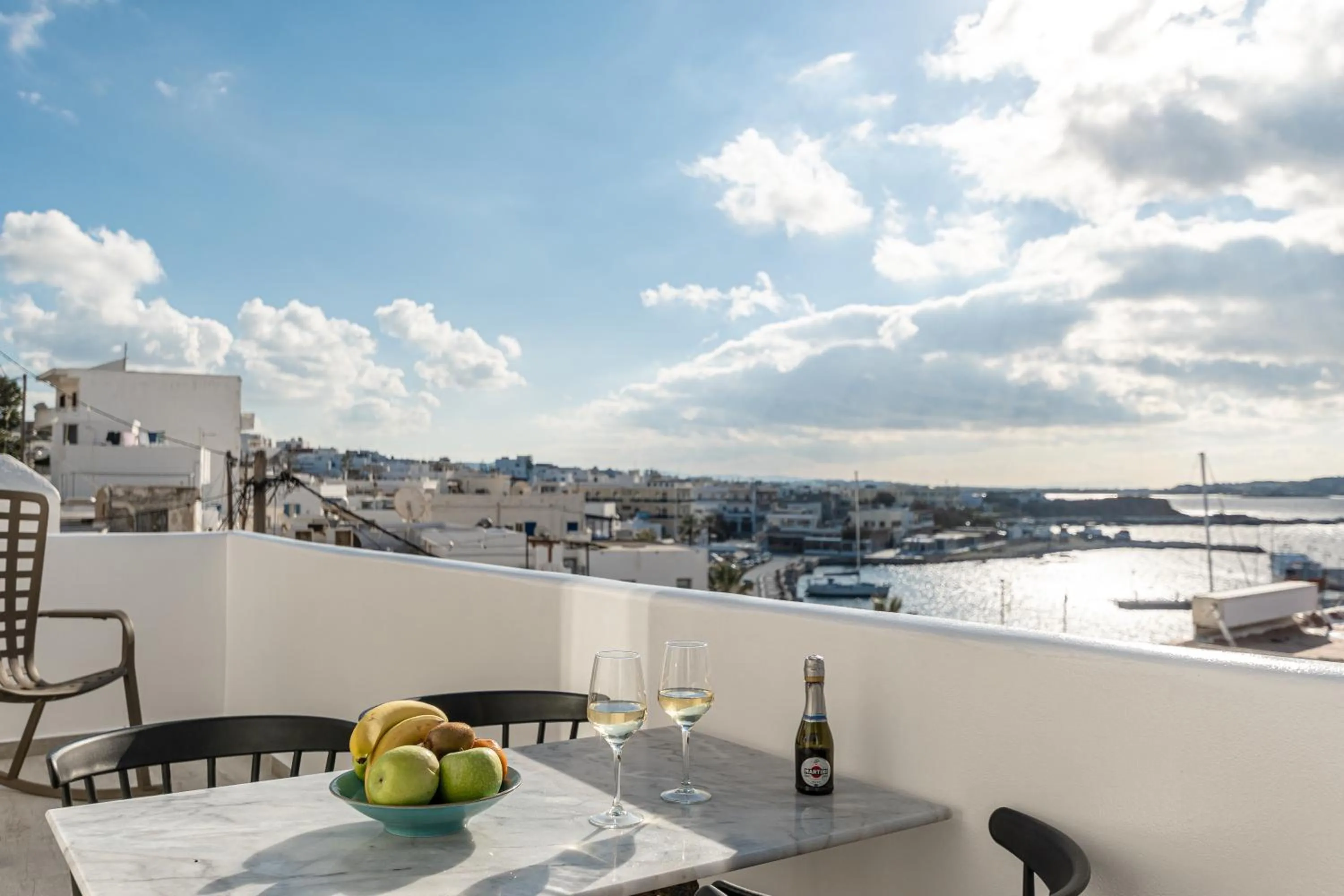 Patio in Mariet Naxos Elegant Suites