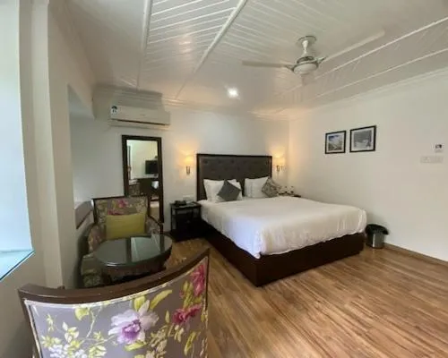 Bed in HOTEL METROPOLIS SRINAGAR