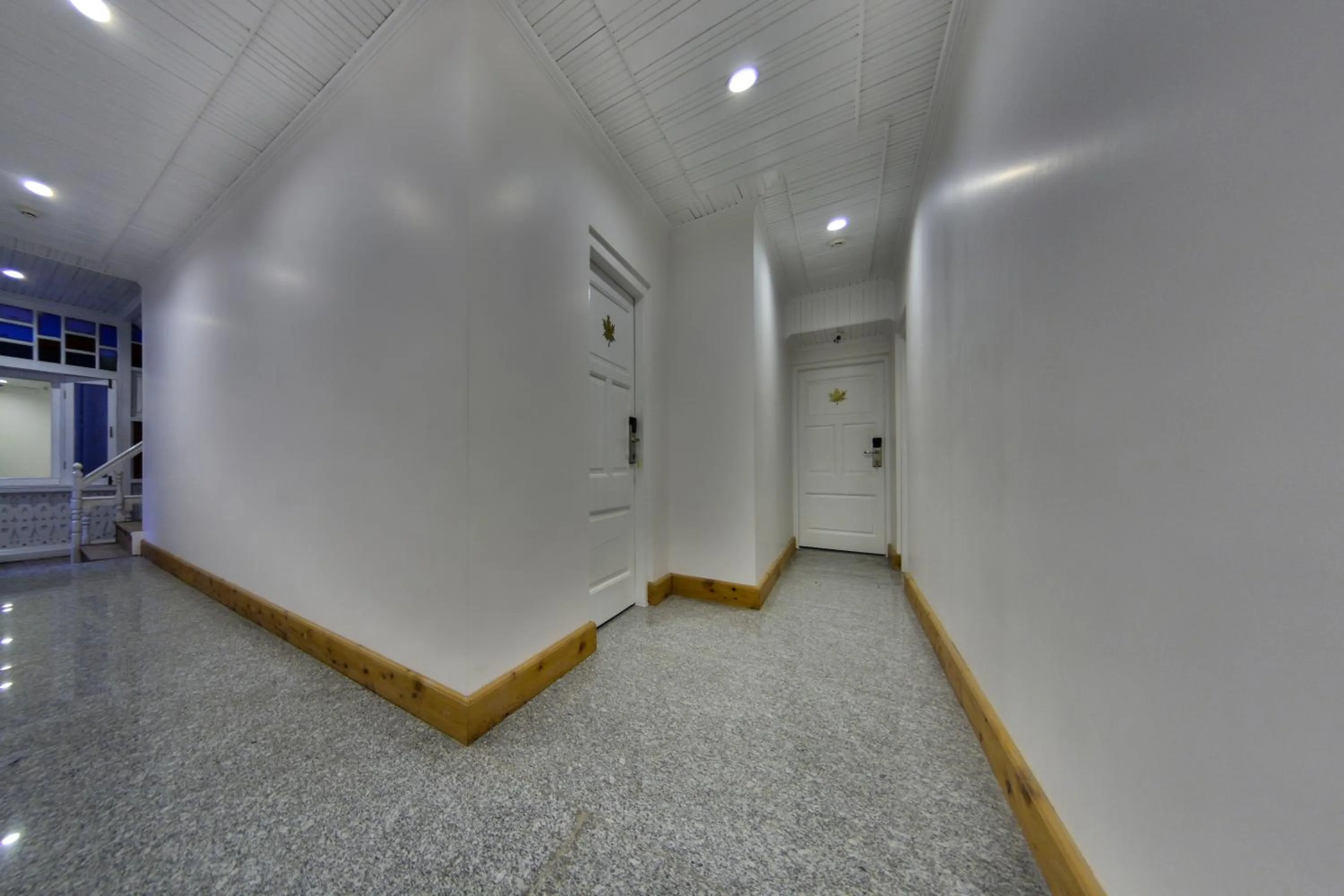 Property building in HOTEL METROPOLIS SRINAGAR