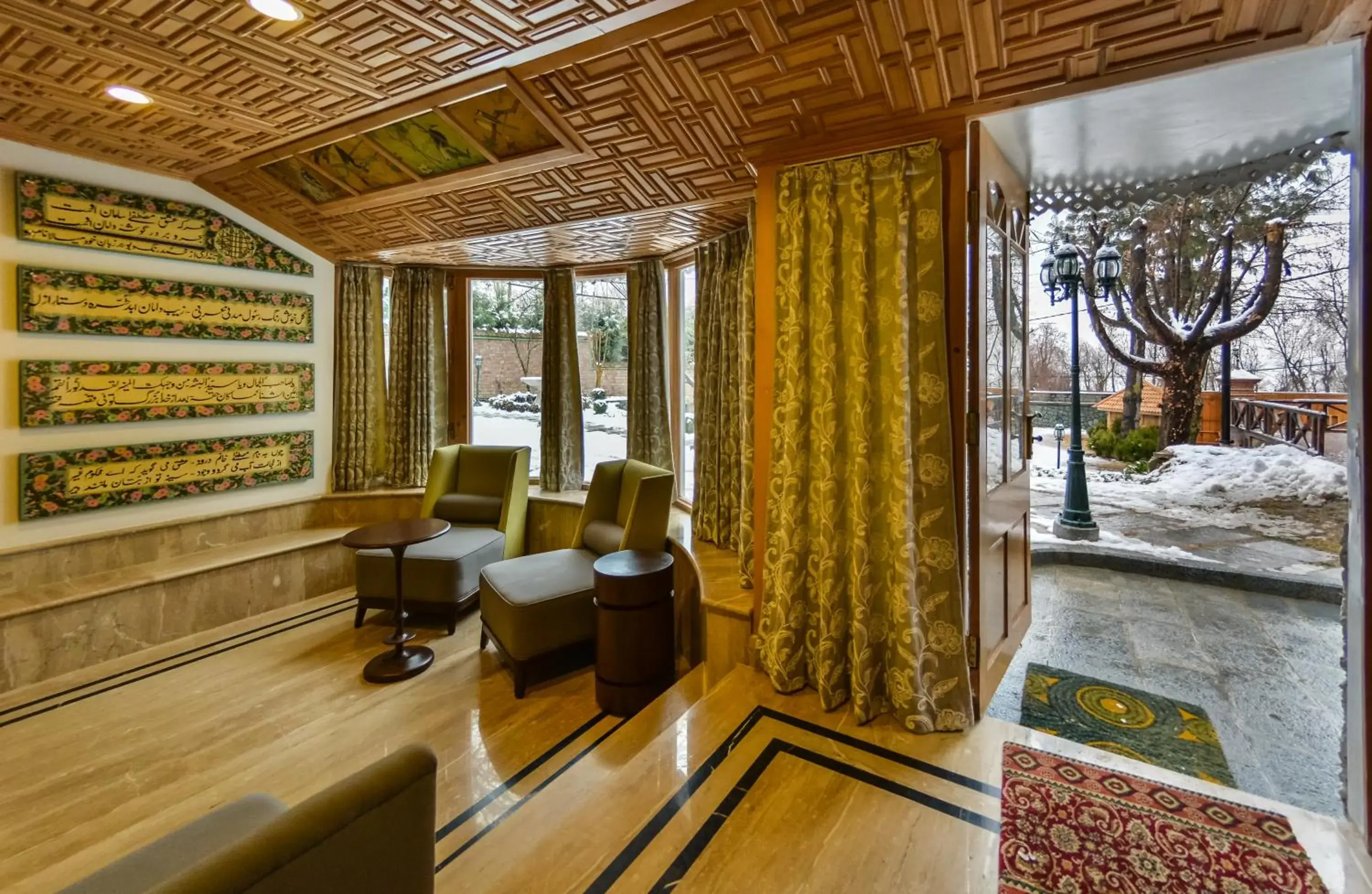 Lobby or reception in HOTEL METROPOLIS SRINAGAR Lobby or reception in HOTEL METROPOLIS SRINAGAR