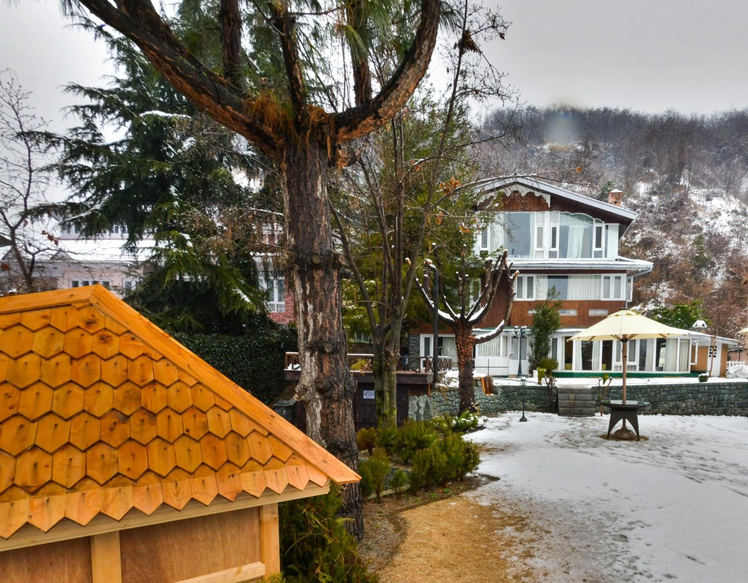 Property building in HOTEL METROPOLIS SRINAGAR