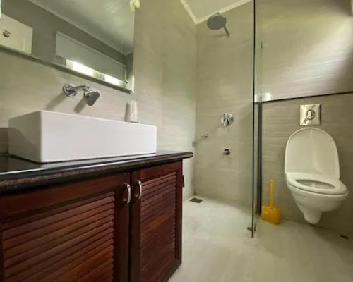 Bathroom in HOTEL METROPOLIS SRINAGAR