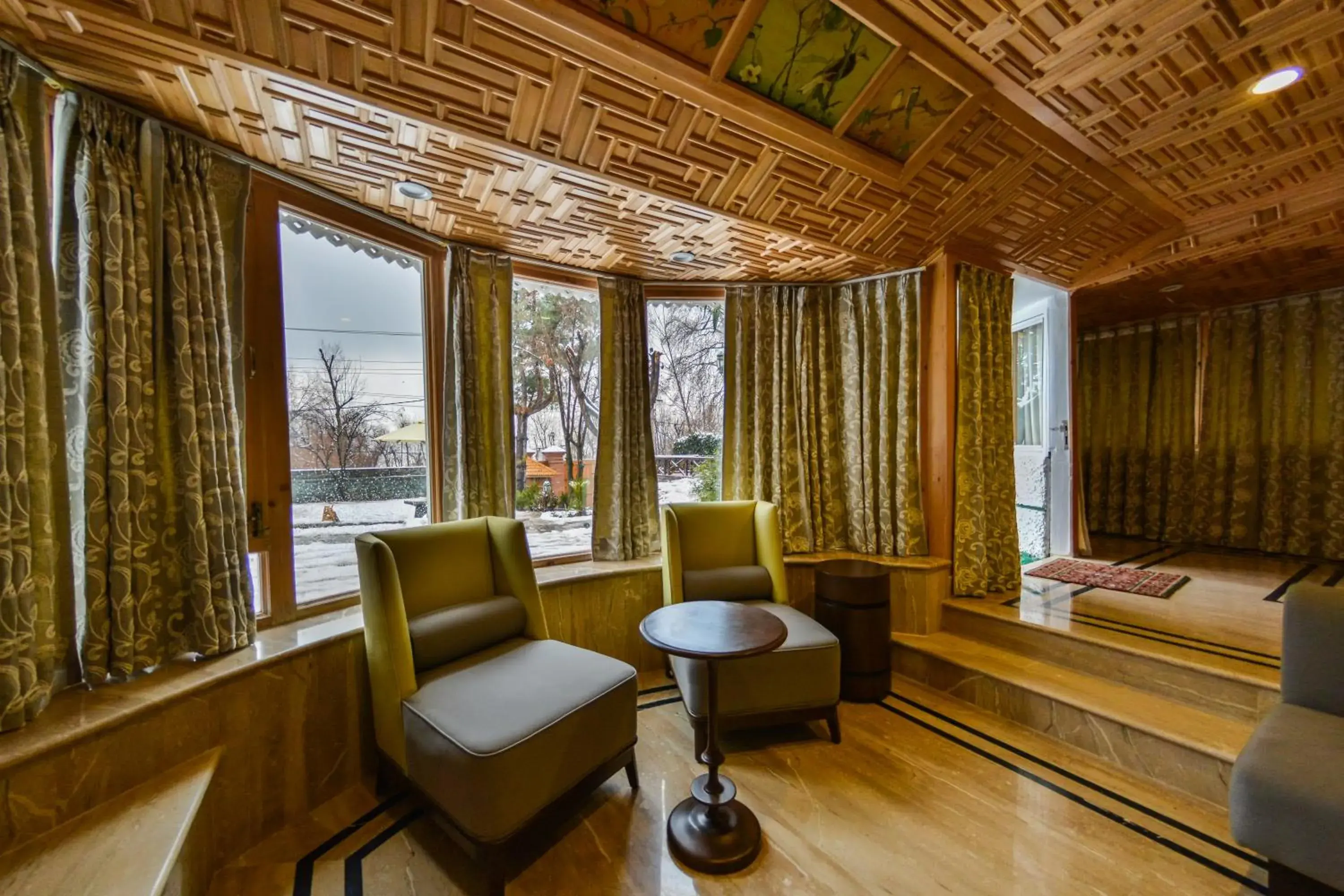 Lobby or reception in HOTEL METROPOLIS SRINAGAR Lobby or reception in HOTEL METROPOLIS SRINAGAR