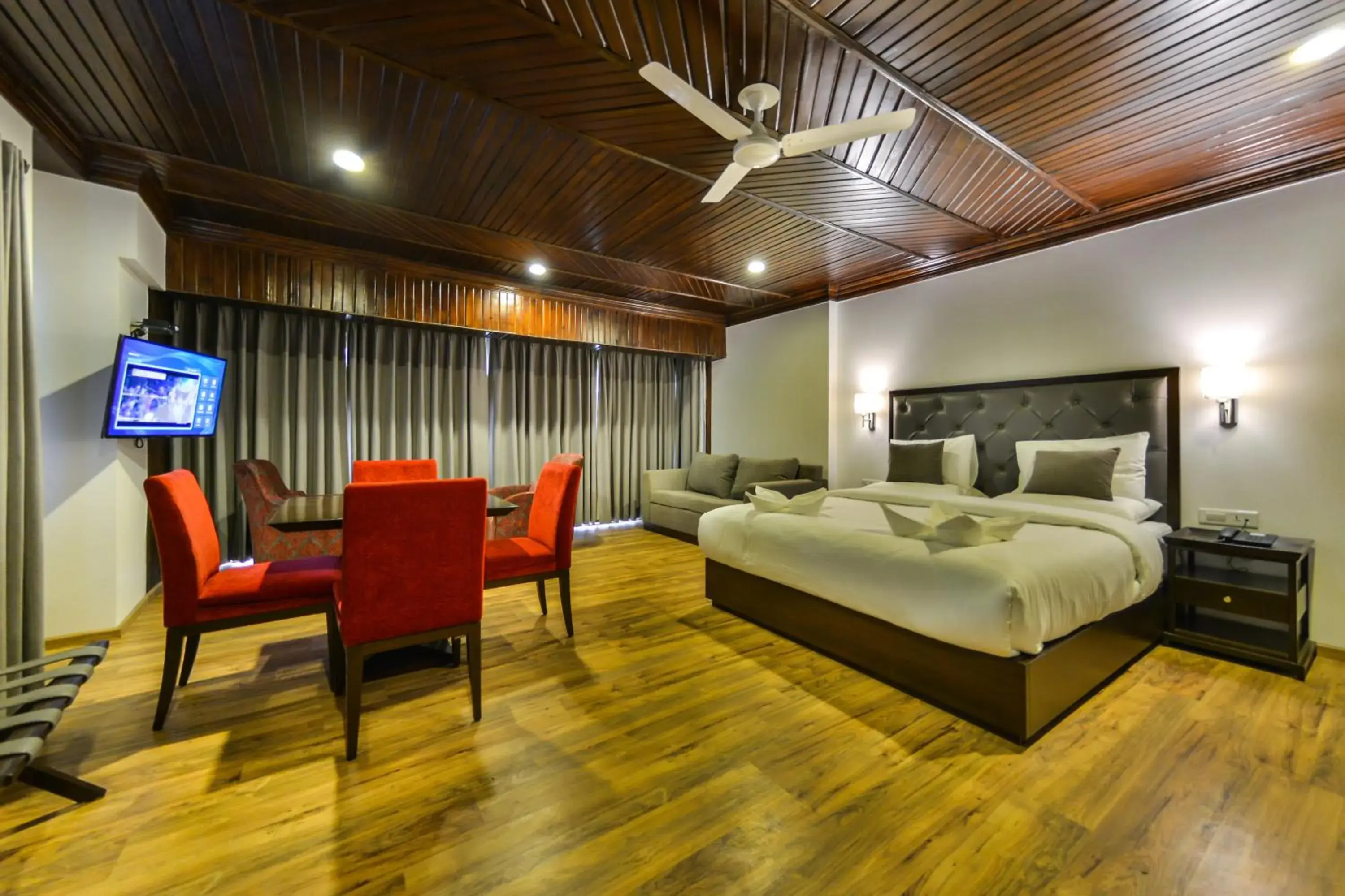 VIP, Bed in HOTEL METROPOLIS SRINAGAR VIP, Bed in HOTEL METROPOLIS SRINAGAR