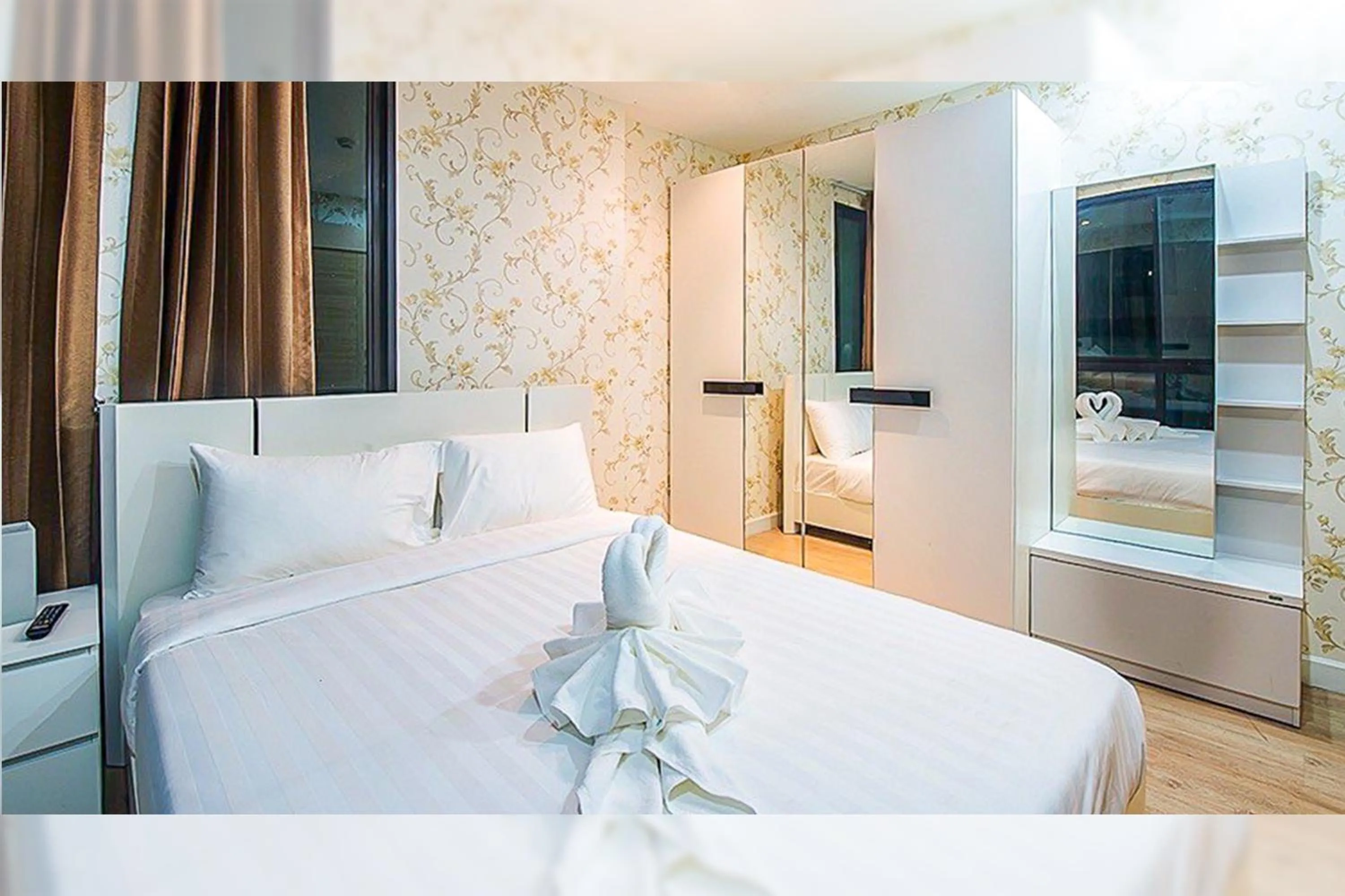 Bed in O2 Hotel Maesot